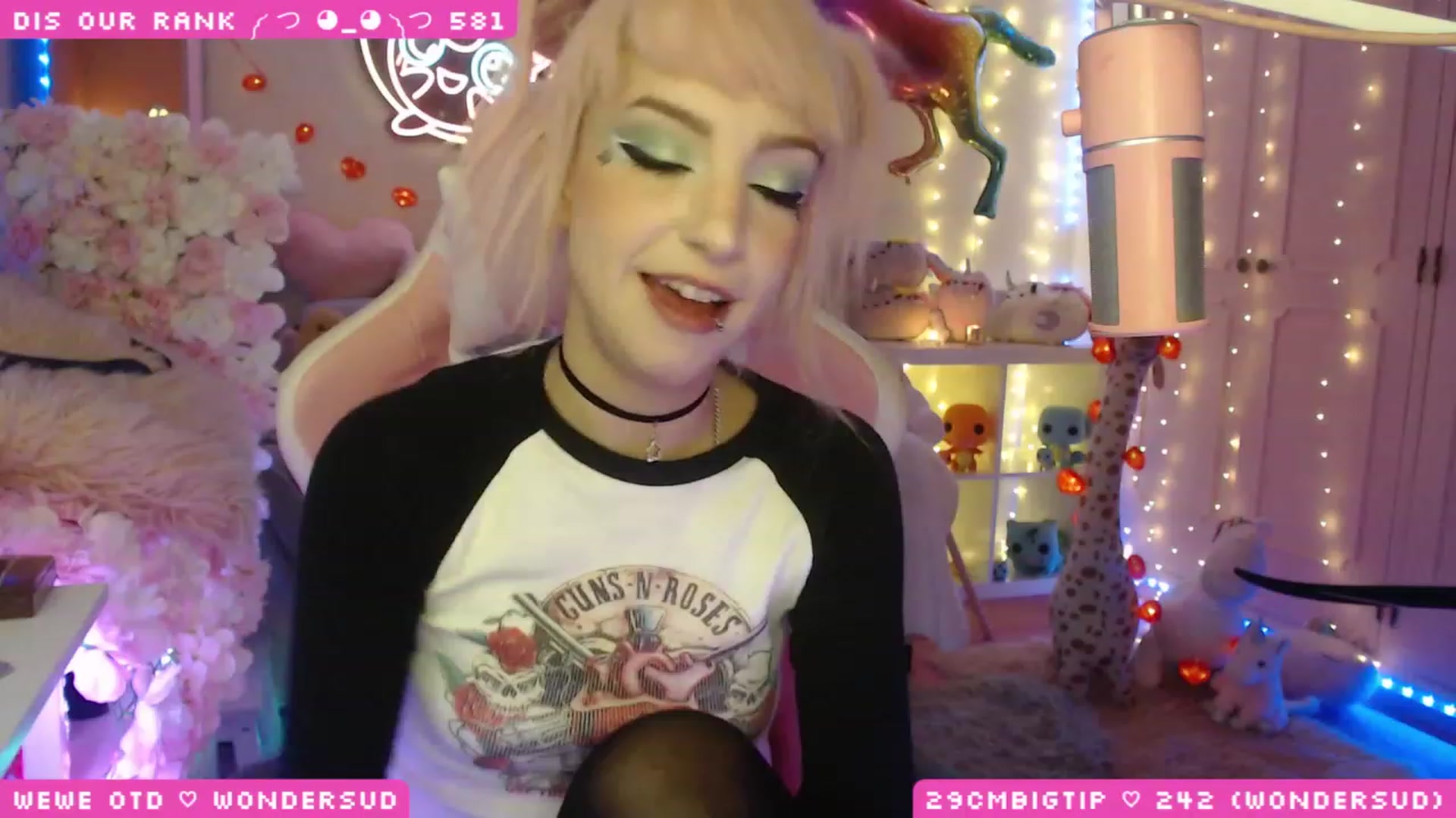 Gallery image thumbnail from WonderAna's myfreecams stream on, 03/16/2023, 02:05 image 3 of 20