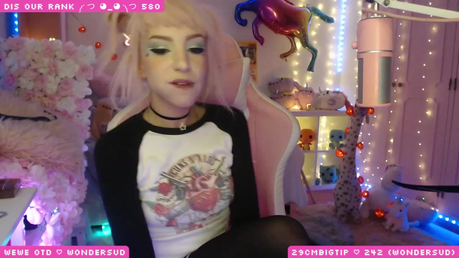 Gallery image thumbnail from WonderAna's myfreecams stream on, 03/16/2023, 02:05 image 2 of 20