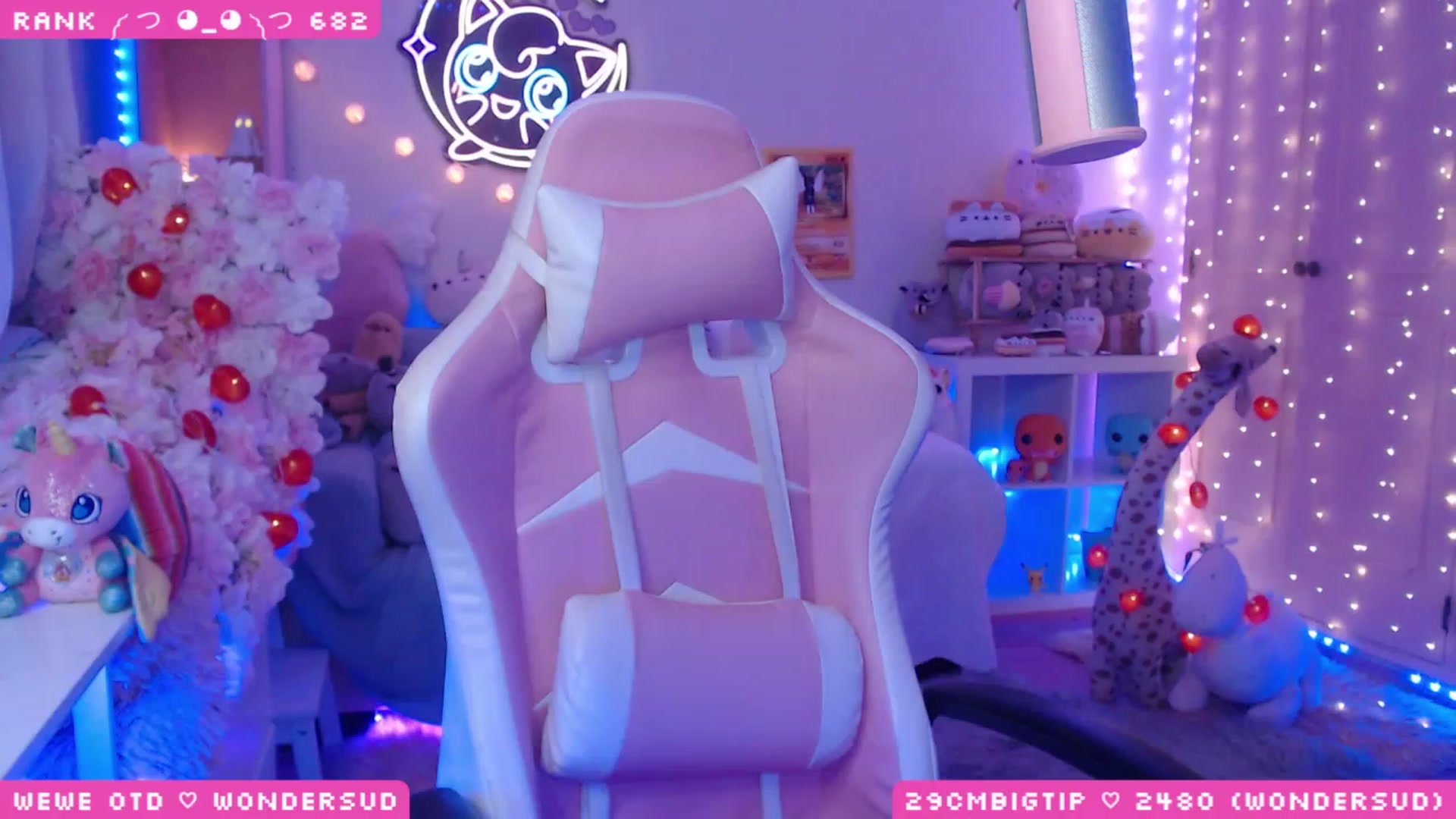 Gallery image thumbnail from WonderAna's myfreecams stream on, 04/08/2023, 24:43 image 19 of 20