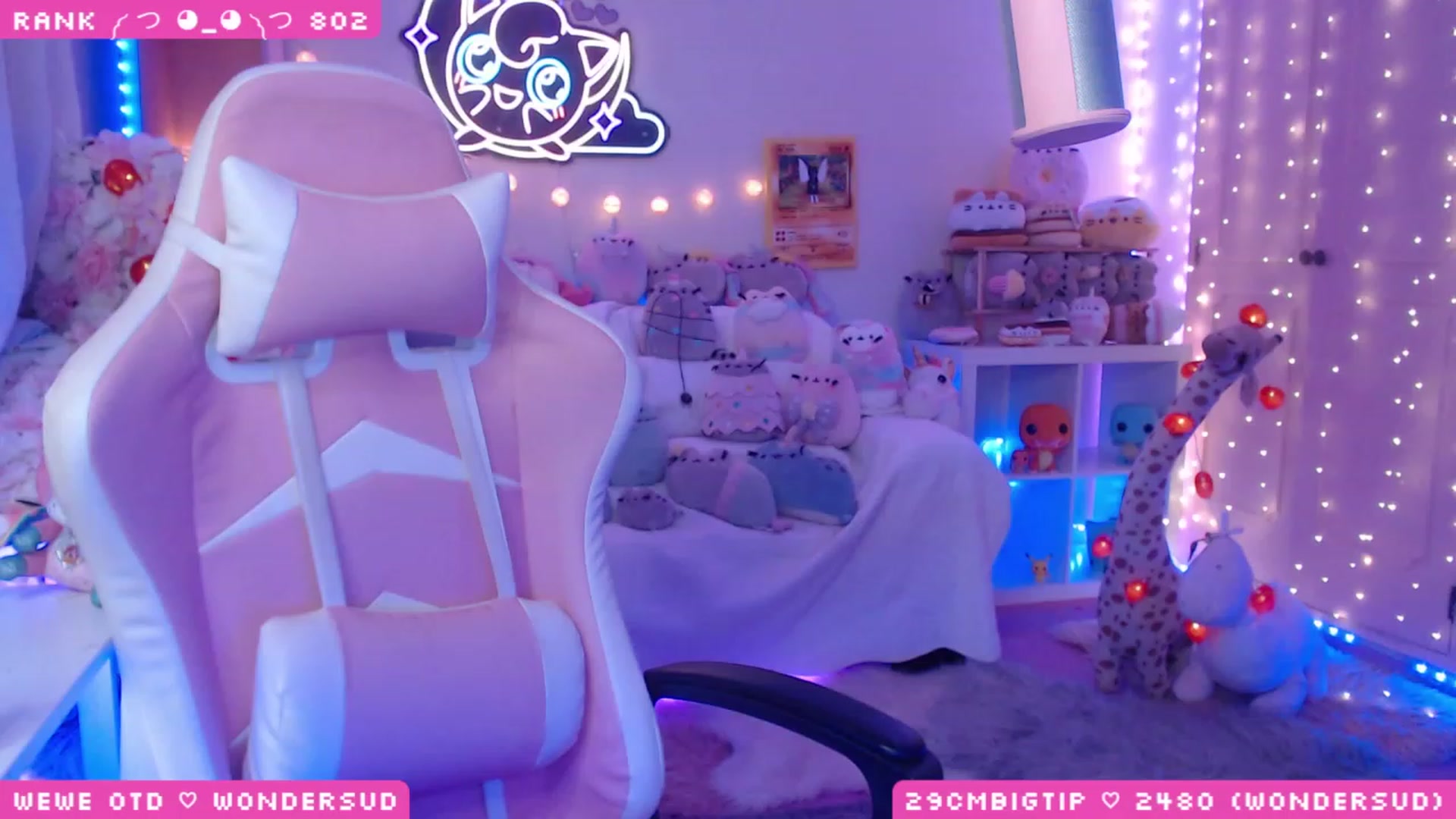 Gallery image thumbnail from WonderAna's myfreecams stream on, 04/08/2023, 24:43 image 9 of 20