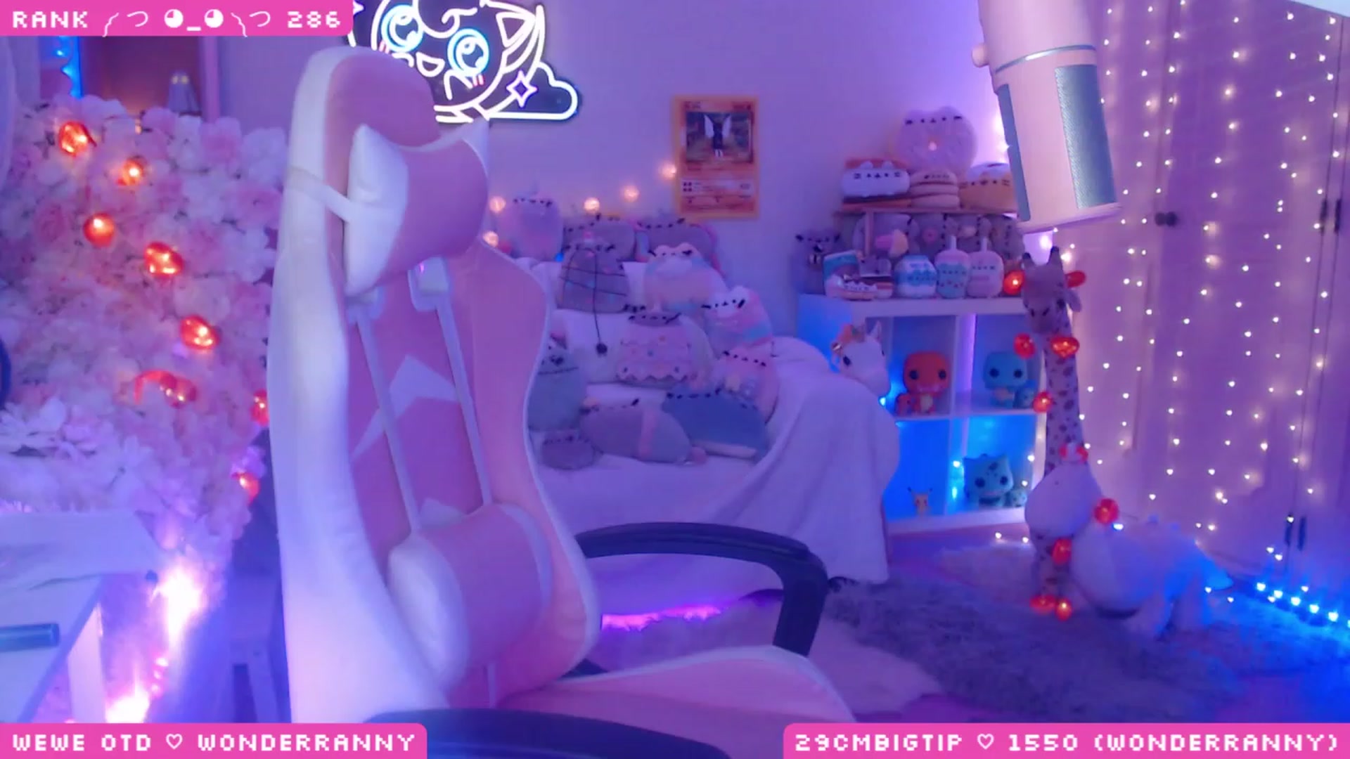 Gallery image thumbnail from WonderAna's myfreecams stream on, 04/13/2023, 01:07 image 7 of 20