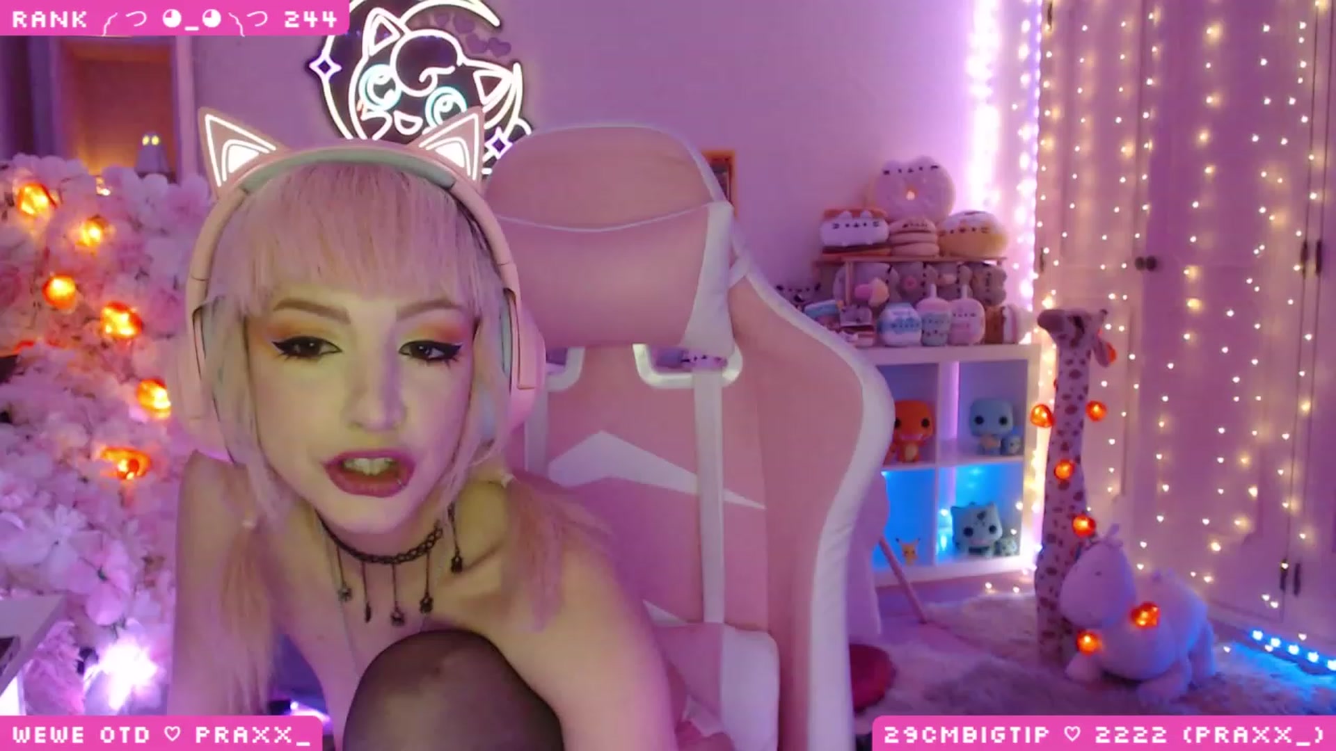 Gallery image thumbnail from WonderAna's myfreecams stream on, 04/16/2023, 02:47 image 10 of 20