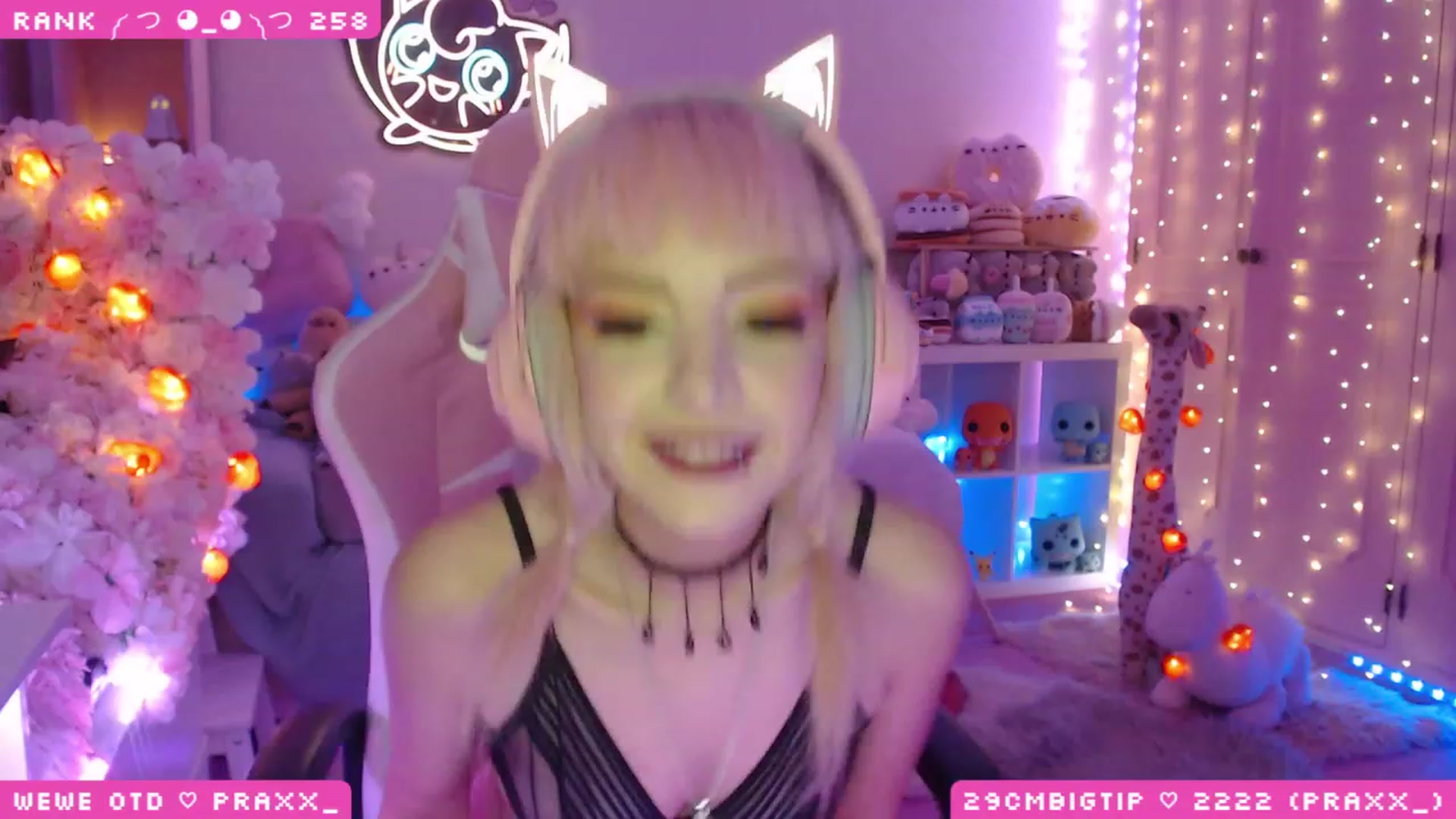 Gallery image thumbnail from WonderAna's myfreecams stream on, 04/16/2023, 02:47 image 2 of 20
