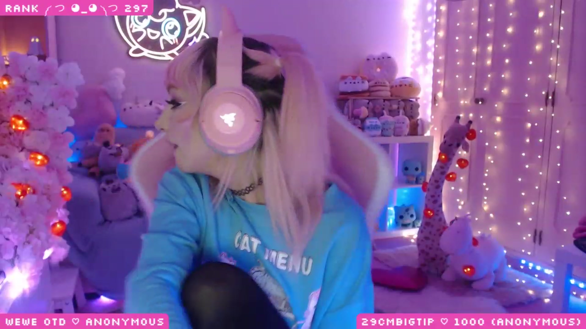Gallery image thumbnail from WonderAna's myfreecams stream on, 04/19/2023, 23:28 image 19 of 20