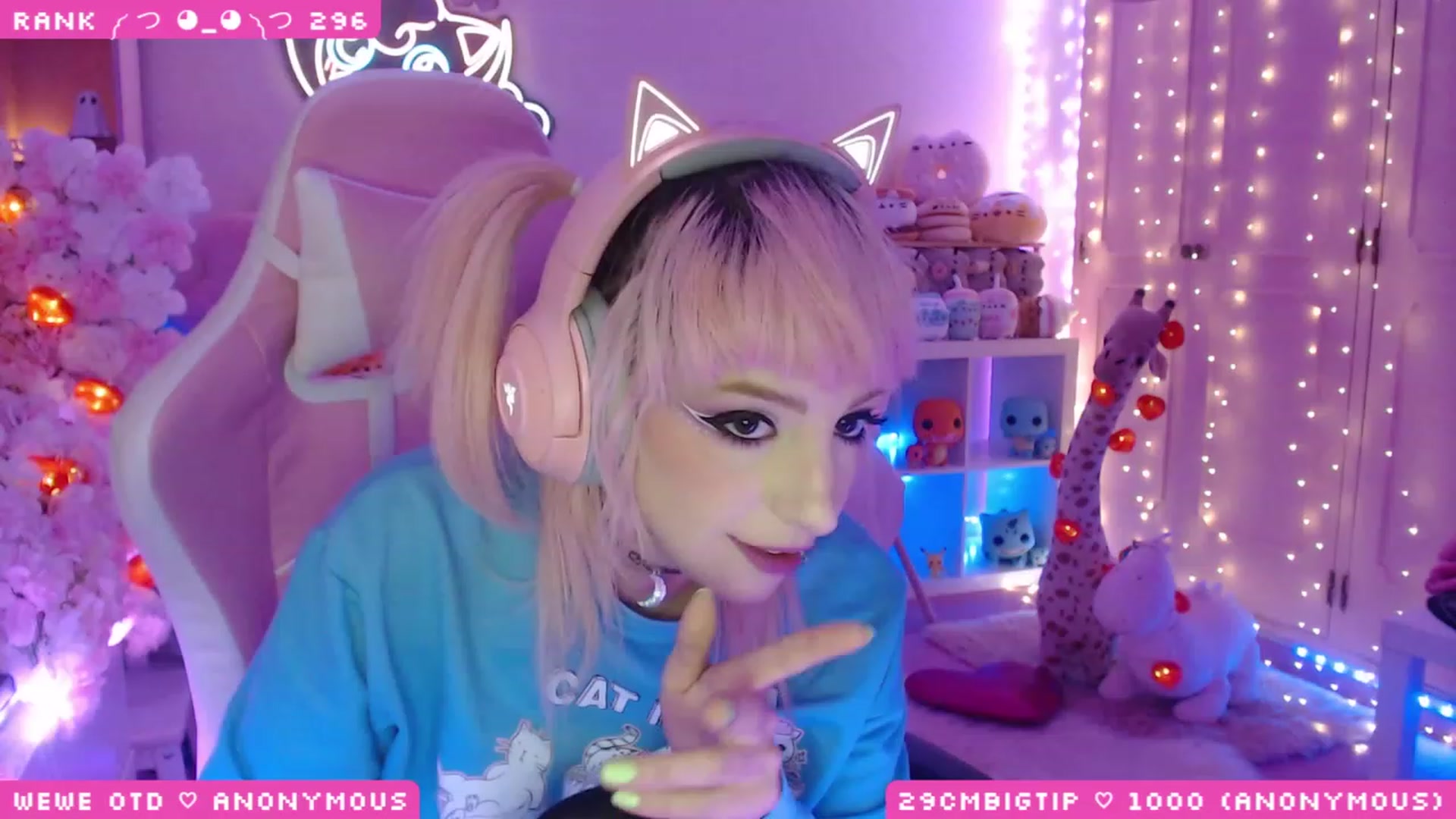 Gallery image thumbnail from WonderAna's myfreecams stream on, 04/19/2023, 23:28 image 16 of 20