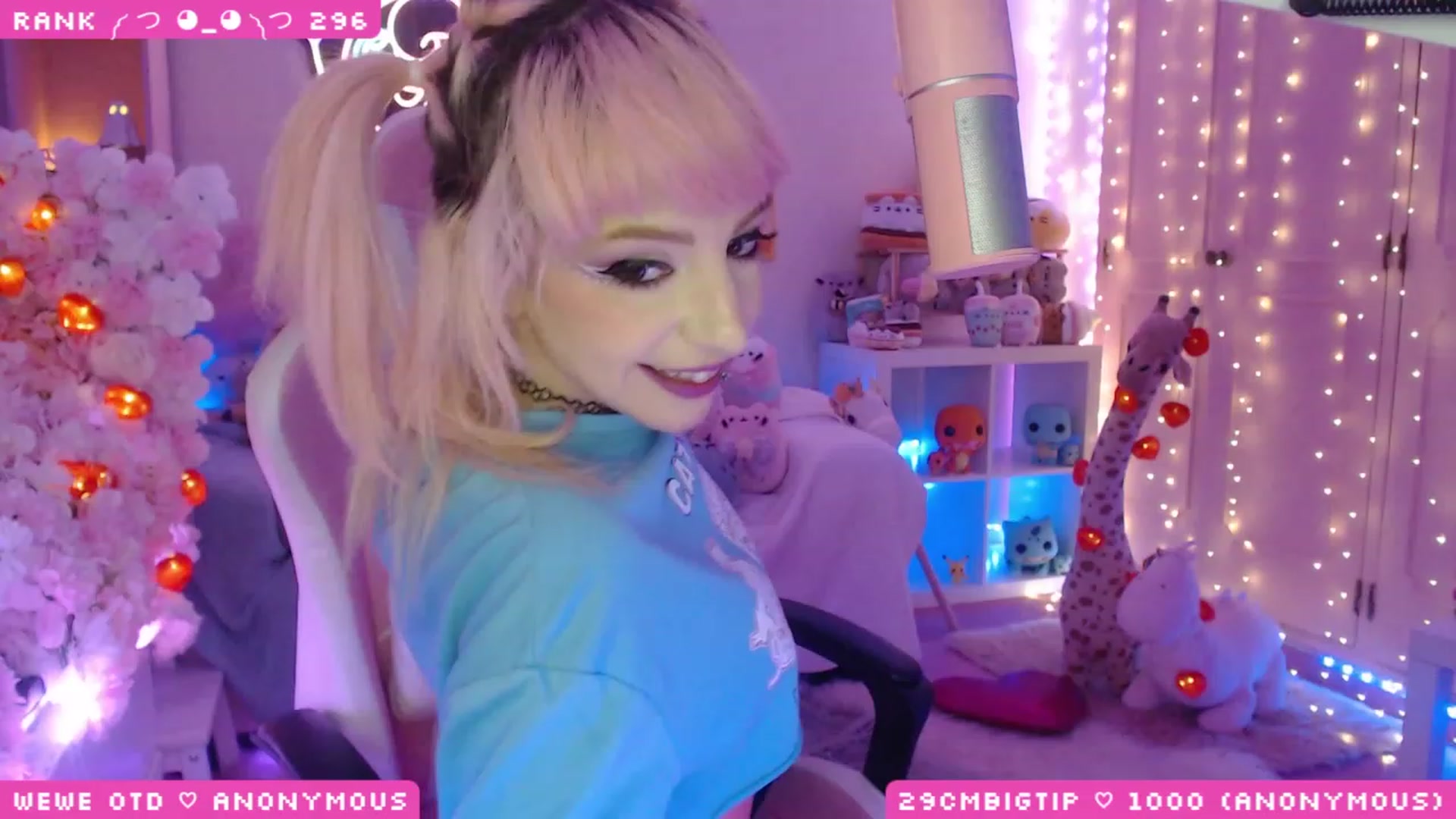 Gallery image thumbnail from WonderAna's myfreecams stream on, 04/20/2023, 01:38 image 7 of 20