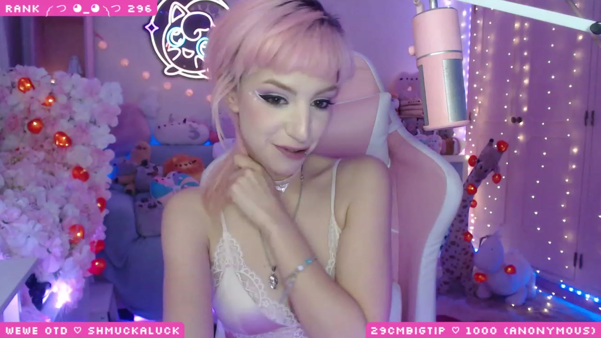 Gallery image thumbnail from WonderAna's myfreecams stream on, 04/24/2023, 03:04 image 15 of 20
