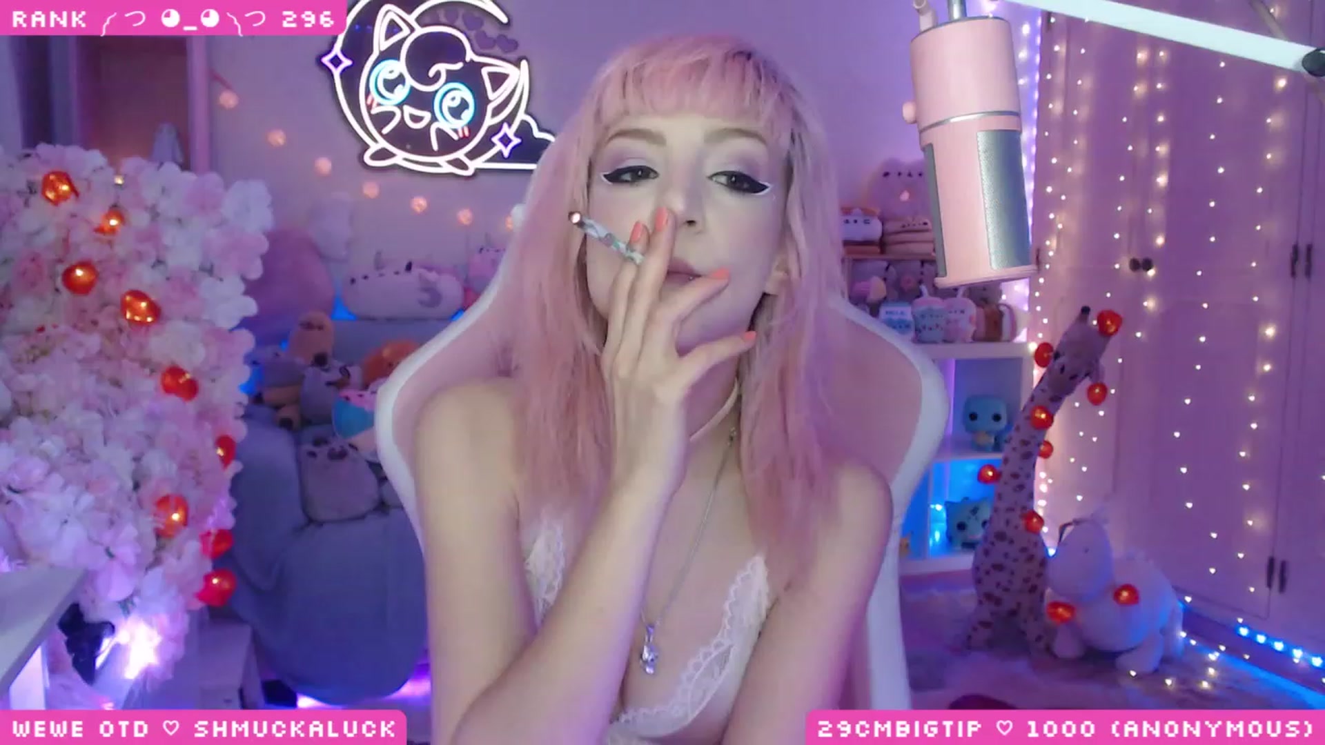 Gallery image thumbnail from WonderAna's myfreecams stream on, 04/24/2023, 03:04 image 8 of 20