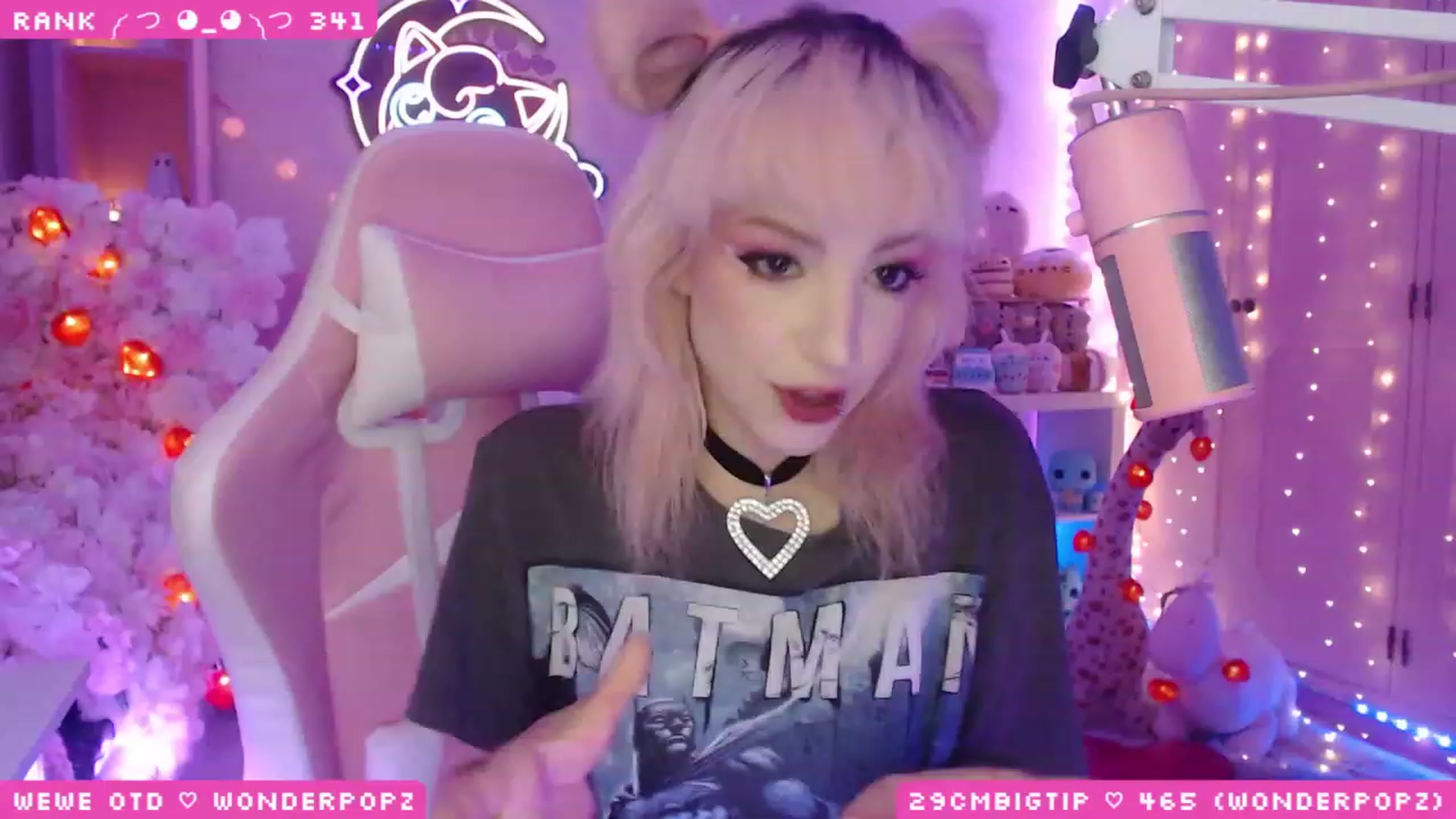 Gallery image thumbnail from WonderAna's myfreecams stream on, 04/27/2023, 24:00 image 3 of 20
