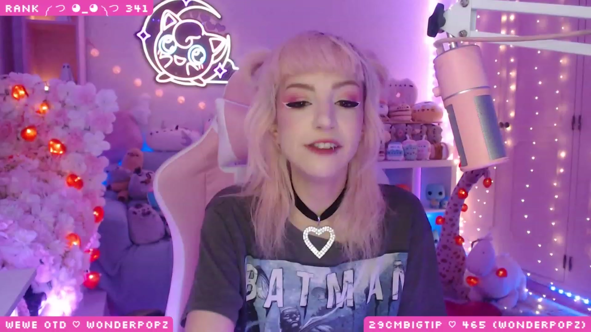 Gallery image thumbnail from WonderAna's myfreecams stream on, 04/27/2023, 24:00 image 5 of 20