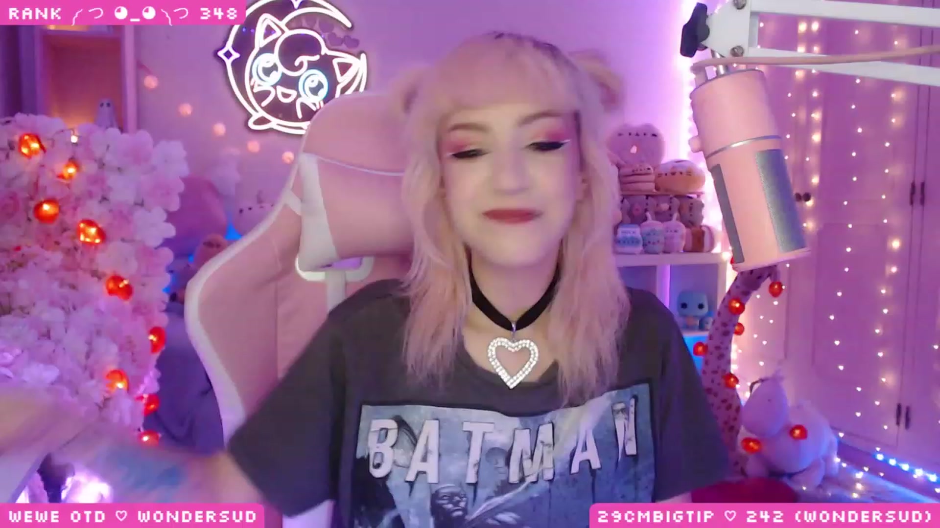 Gallery image thumbnail from WonderAna's myfreecams stream on, 04/27/2023, 24:00 image 2 of 20