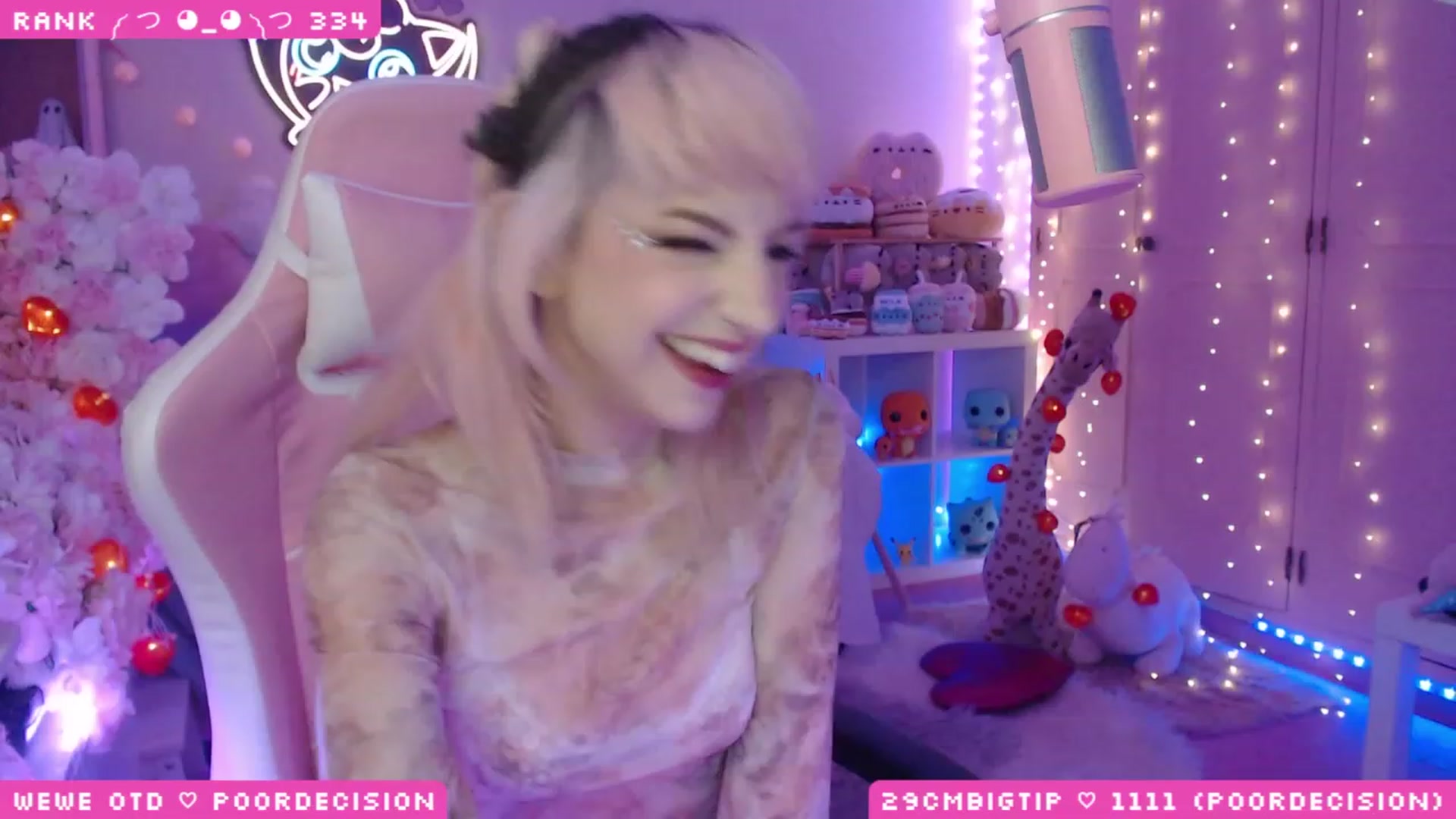 Gallery image thumbnail from WonderAna's myfreecams stream on, 04/27/2023, 23:30 image 8 of 20