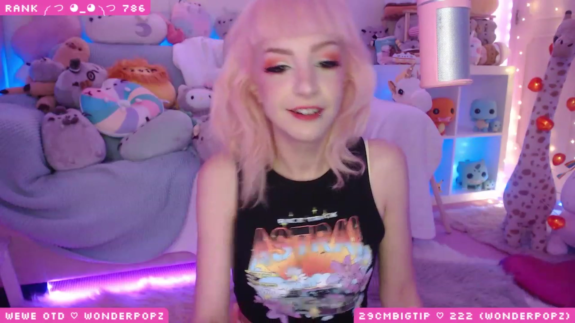 Gallery image thumbnail from WonderAna's myfreecams stream on, 05/08/2023, 24:12 image 6 of 20