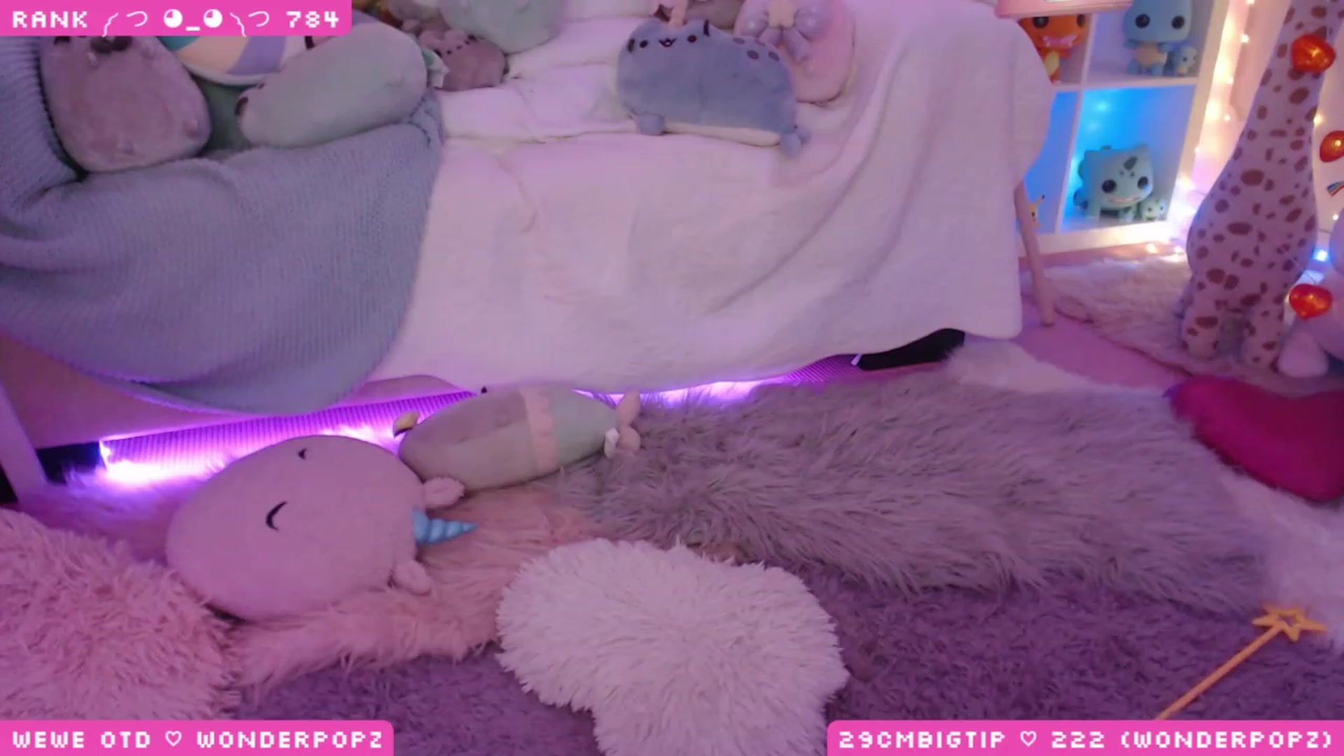 Gallery image thumbnail from WonderAna's myfreecams stream on, 05/08/2023, 24:12 image 14 of 20