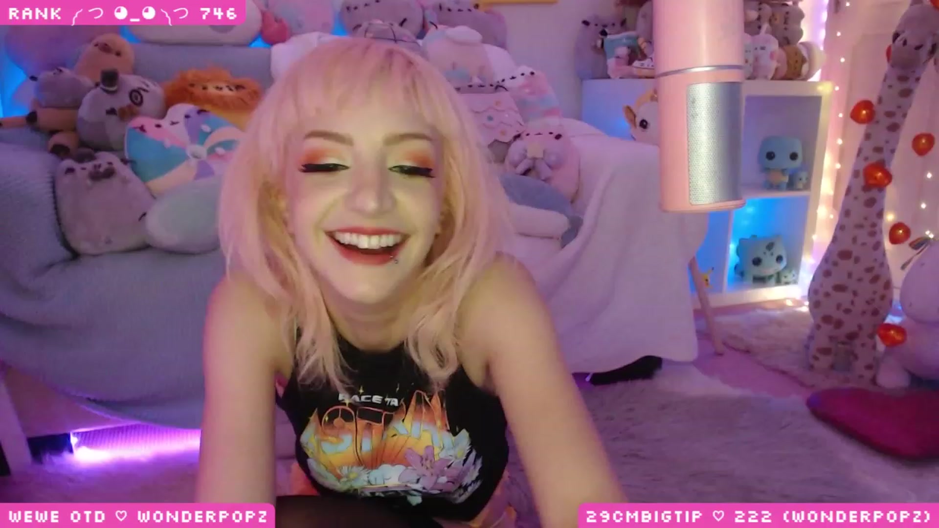 Gallery image thumbnail from WonderAna's myfreecams stream on, 05/08/2023, 03:06 image 13 of 20