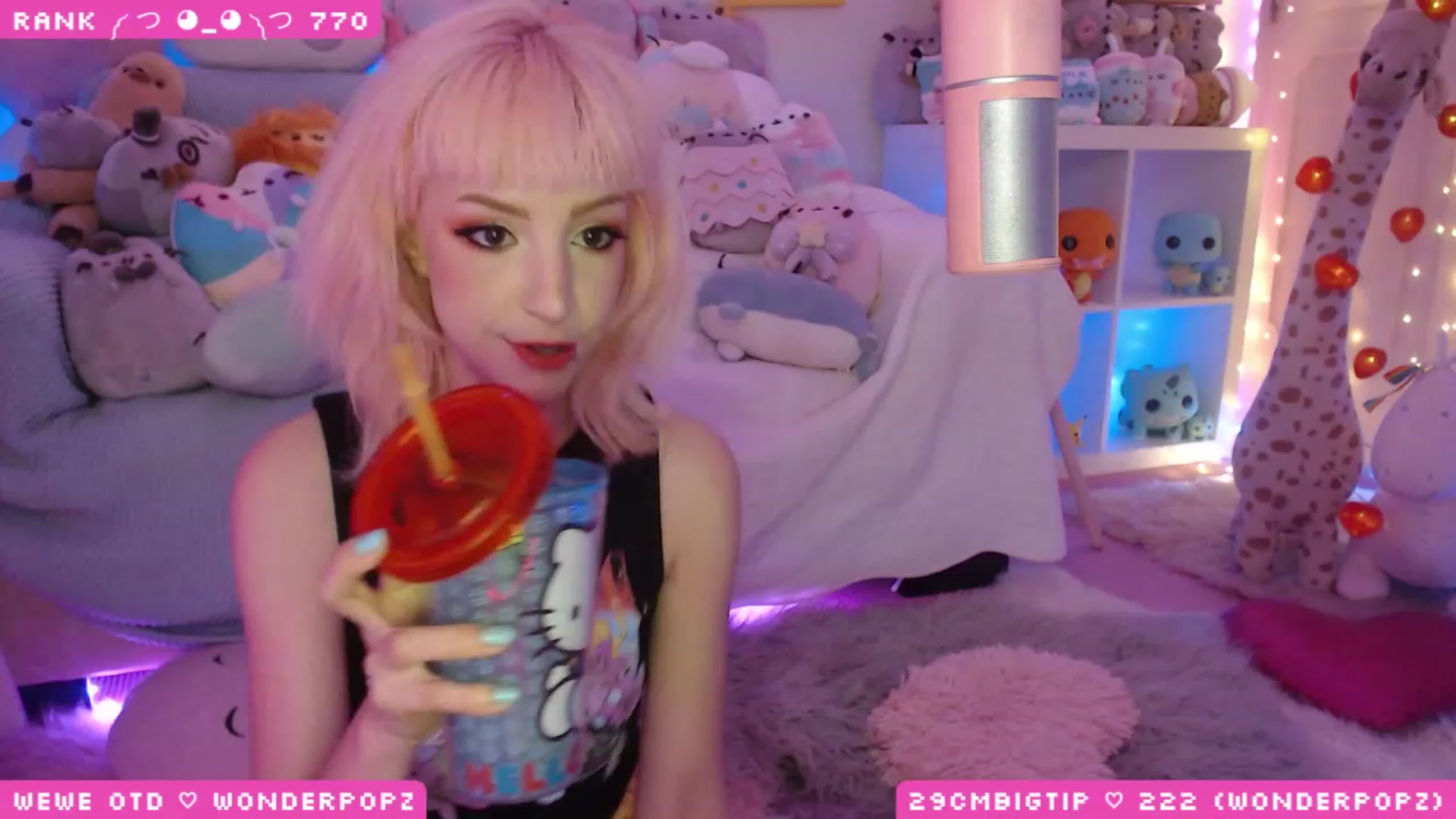 Gallery image thumbnail from WonderAna's myfreecams stream on, 05/08/2023, 03:06 image 8 of 20
