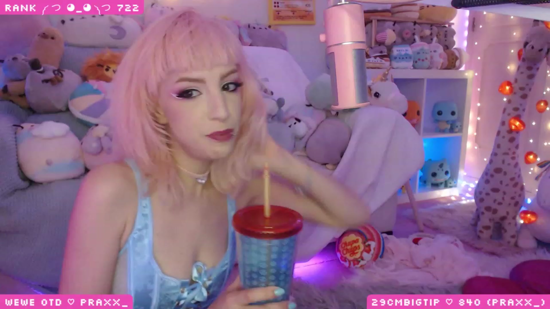 Gallery image thumbnail from WonderAna's myfreecams stream on, 05/08/2023, 23:41 image 8 of 20