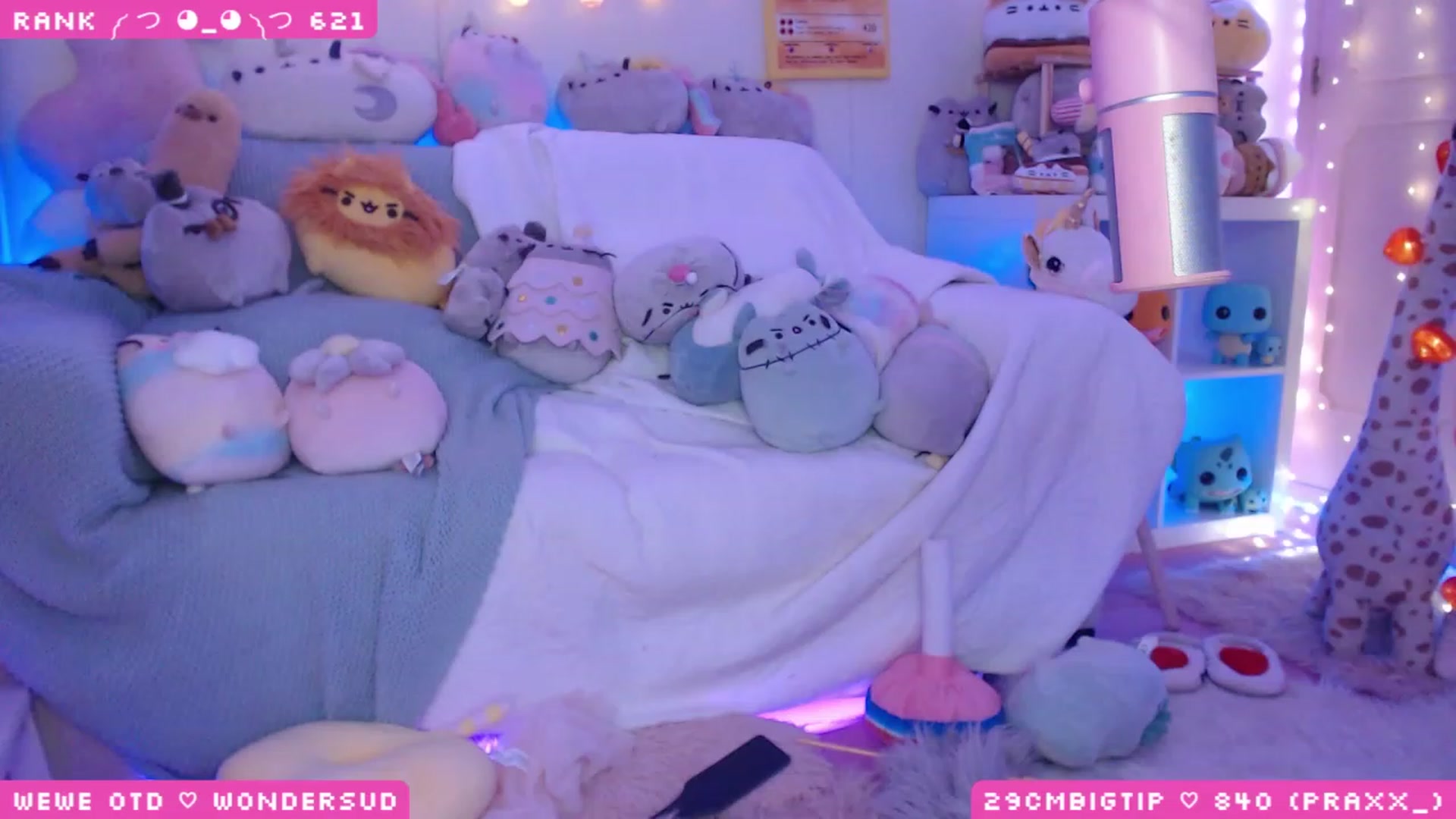 Gallery image thumbnail from WonderAna's myfreecams stream on, 05/09/2023, 01:54 image 12 of 20
