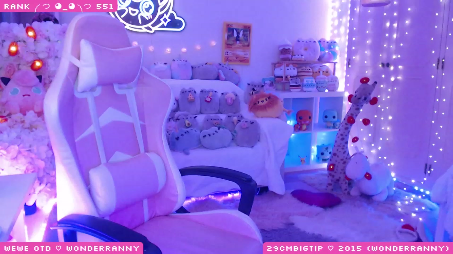 Gallery image thumbnail from WonderAna's myfreecams stream on, 05/12/2023, 24:52 image 18 of 20
