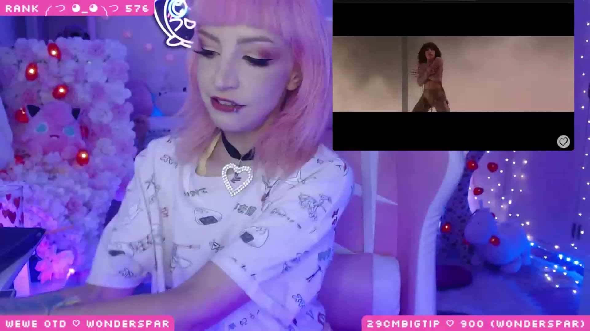 Gallery image thumbnail from WonderAna's myfreecams stream on, 05/13/2023, 23:47 image 17 of 20