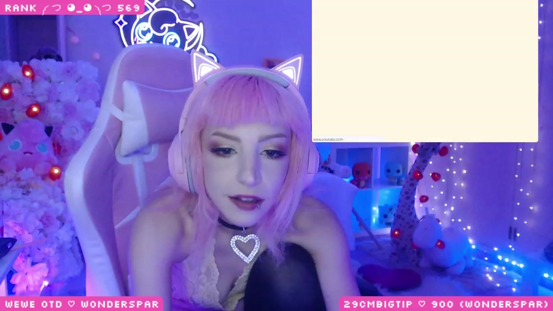 Gallery image thumbnail from WonderAna's myfreecams stream on, 05/14/2023, 01:27 image 5 of 20