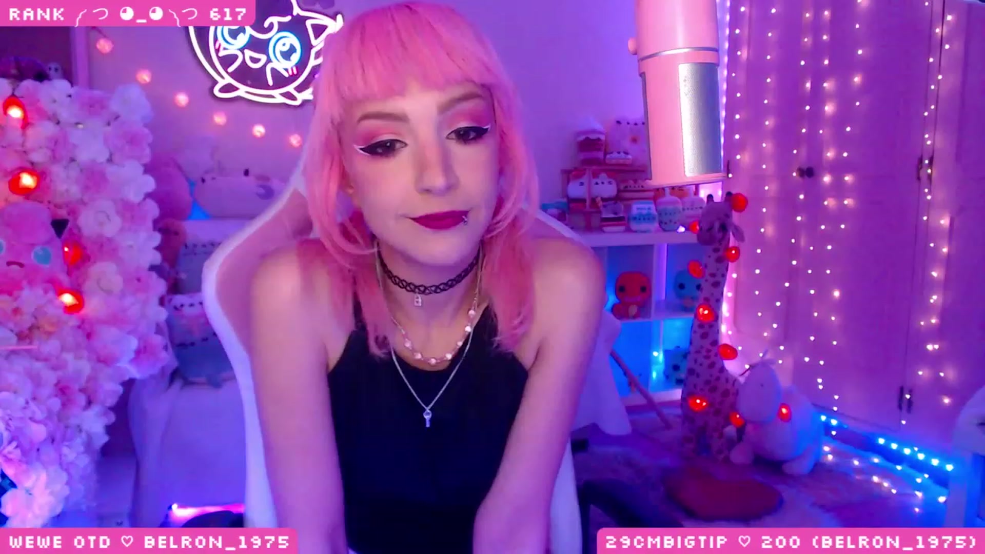 Gallery image thumbnail from WonderAna's myfreecams stream on, 05/16/2023, 01:43 image 16 of 20