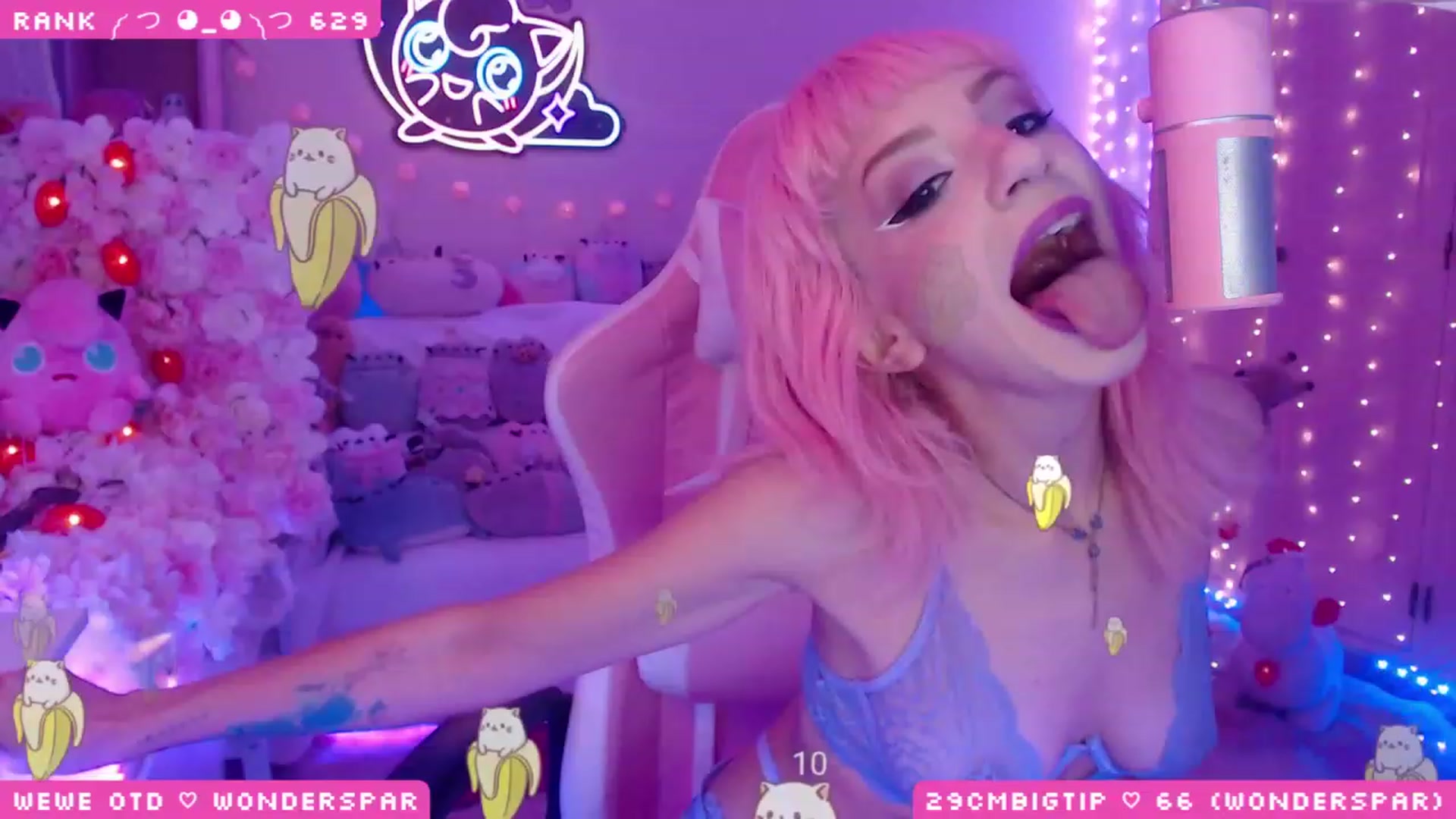 Gallery image thumbnail from WonderAna's myfreecams stream on, 05/19/2023, 23:17 image 2 of 20