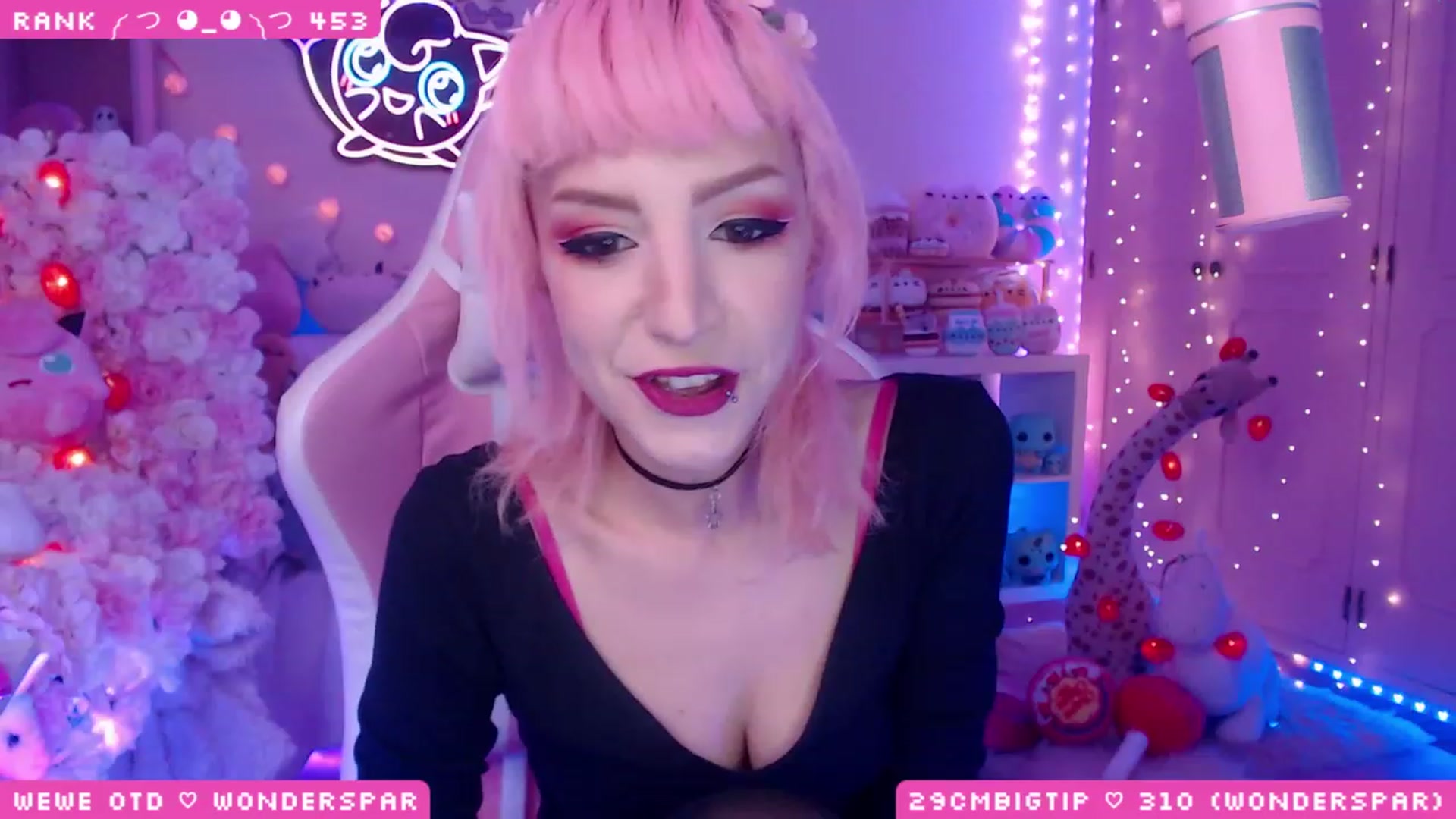 Gallery image thumbnail from WonderAna's myfreecams stream on, 05/23/2023, 24:04 image 5 of 20
