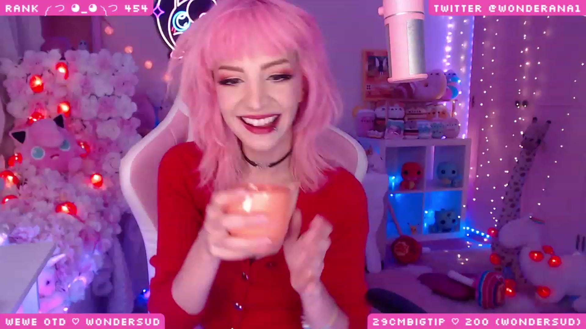 Gallery image thumbnail from WonderAna's myfreecams stream on, 05/27/2023, 23:07 image 19 of 20