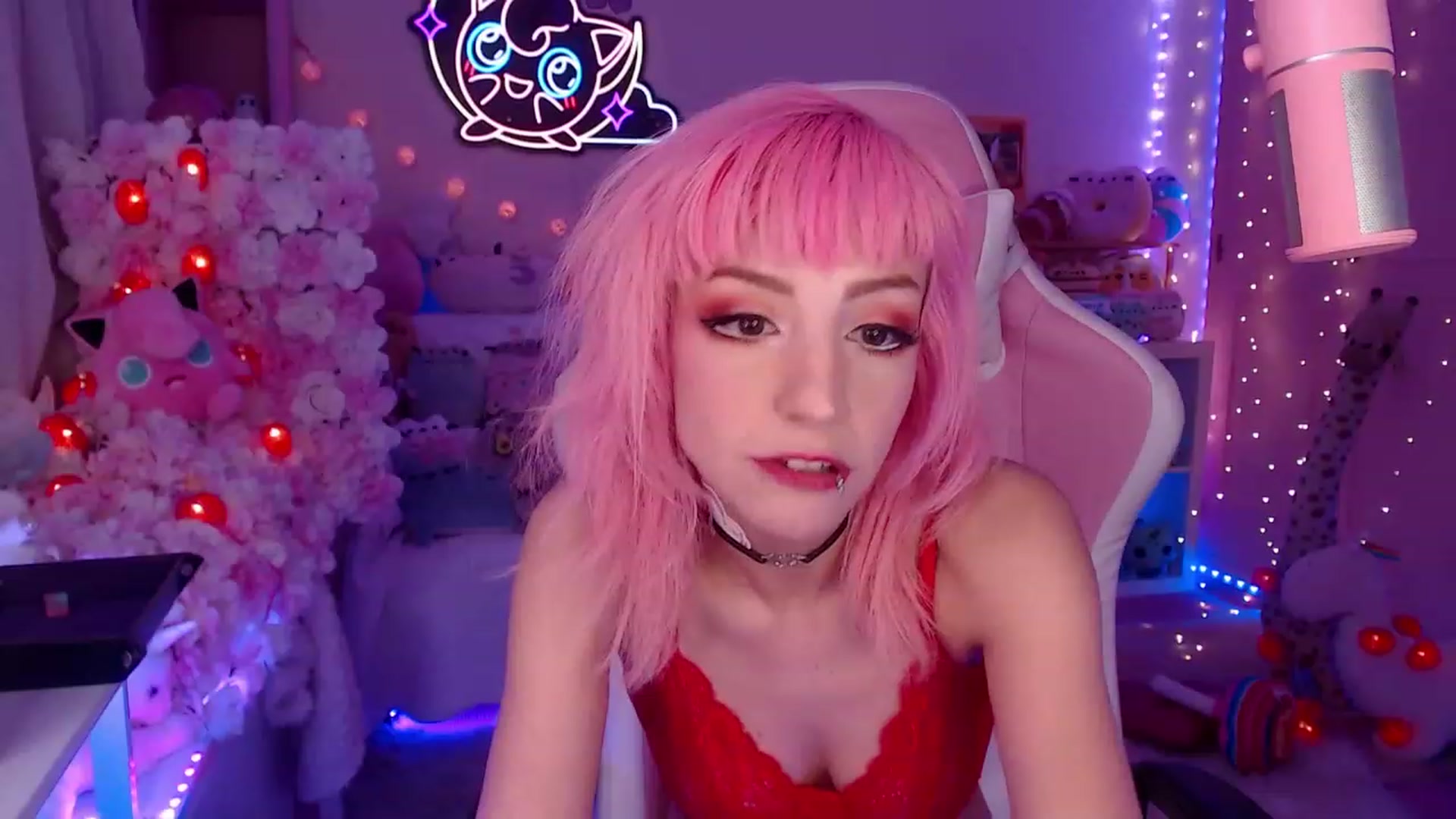 Gallery image thumbnail from WonderAna's myfreecams stream on, 05/28/2023, 03:07 image 19 of 20