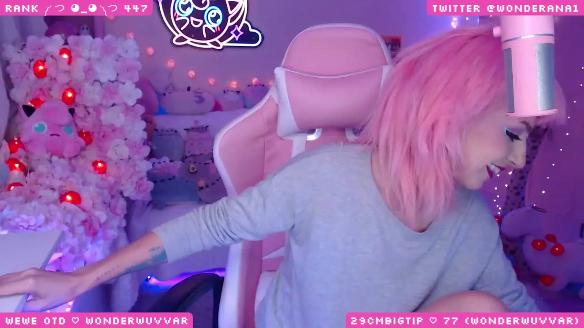 Gallery image thumbnail from WonderAna's myfreecams stream on, 05/29/2023, 01:21 image 2 of 20