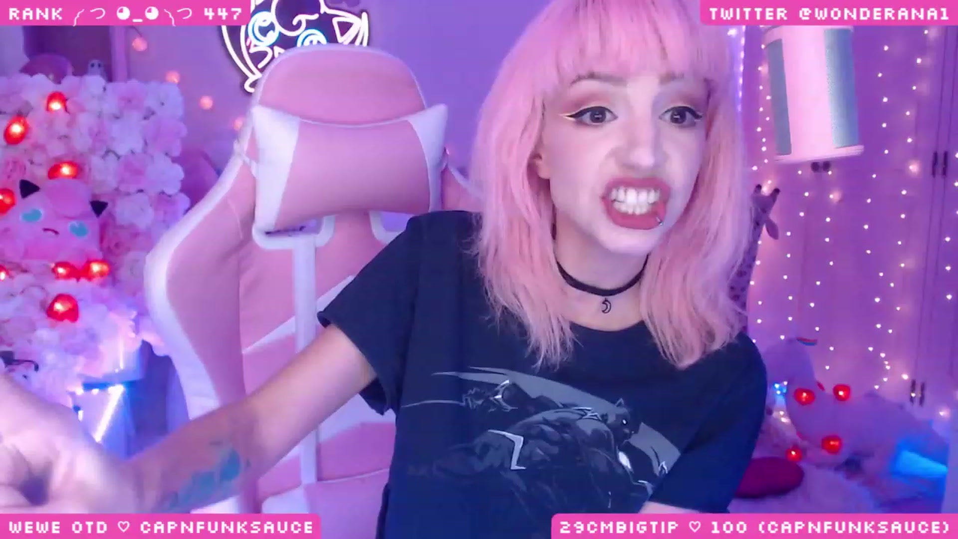 Gallery image thumbnail from WonderAna's myfreecams stream on, 06/01/2023, 01:09 image 5 of 20