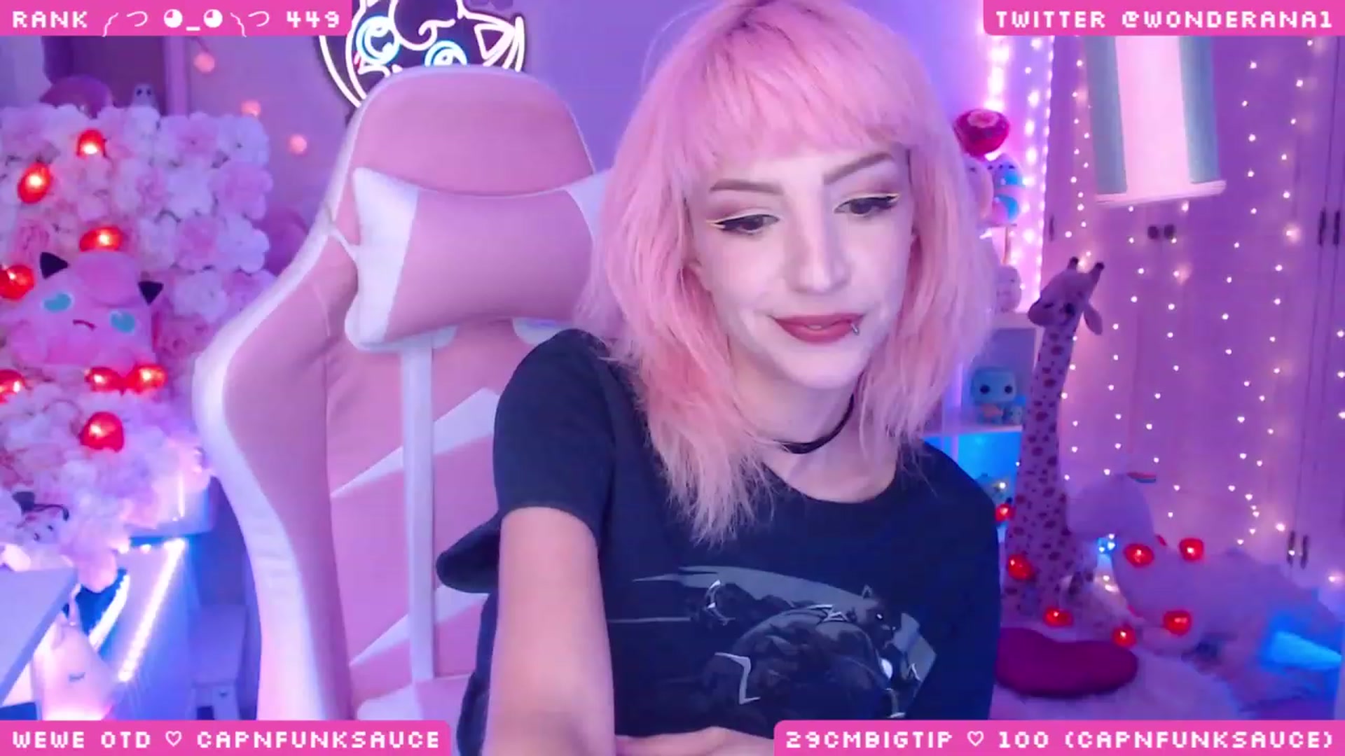 Gallery image thumbnail from WonderAna's myfreecams stream on, 06/01/2023, 01:09 image 18 of 20