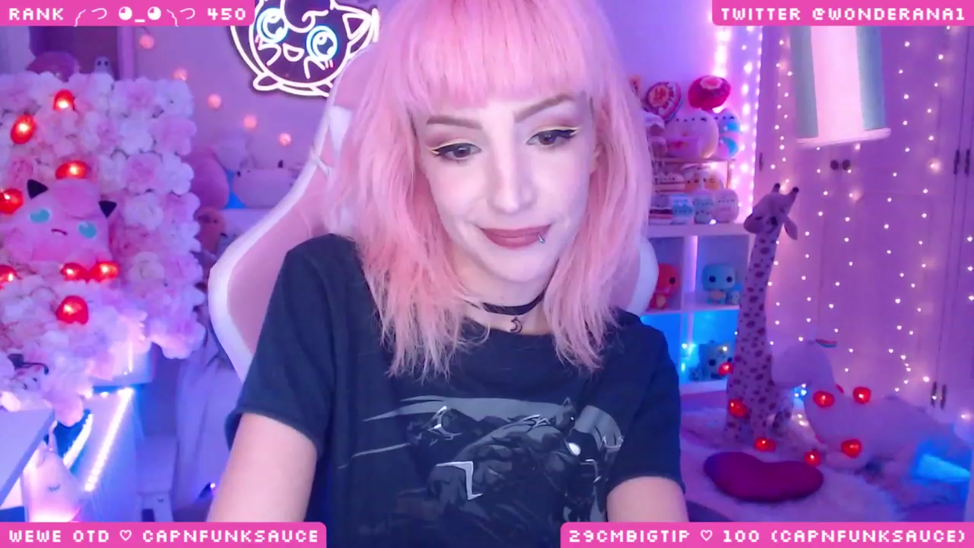 Gallery image thumbnail from WonderAna's myfreecams stream on, 06/01/2023, 01:56 image 4 of 20