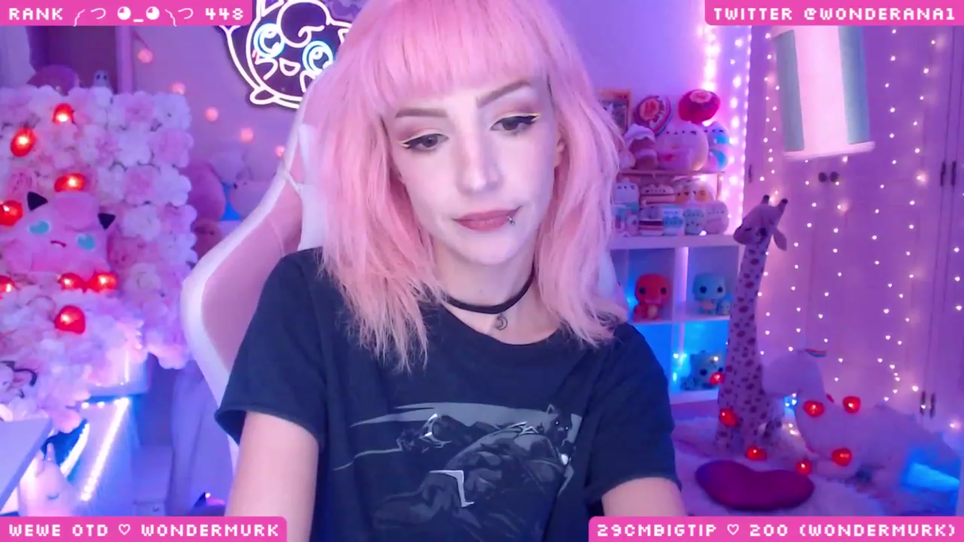 Gallery image thumbnail from WonderAna's myfreecams stream on, 06/01/2023, 01:56 image 10 of 20
