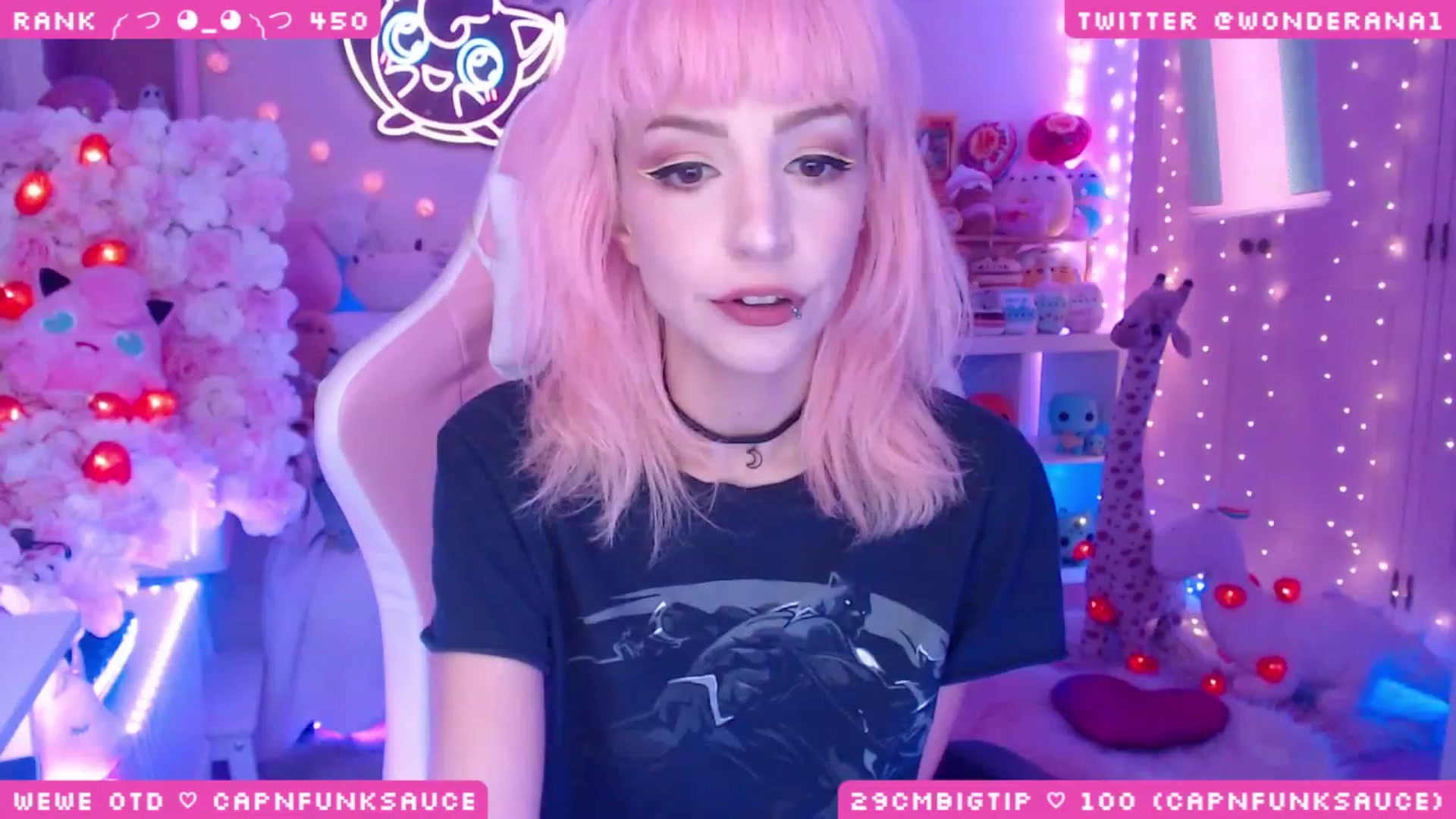 Gallery image thumbnail from WonderAna's myfreecams stream on, 06/01/2023, 01:56 image 2 of 20