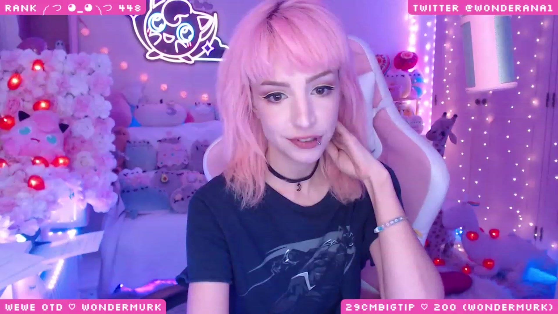 Gallery image thumbnail from WonderAna's myfreecams stream on, 06/01/2023, 01:56 image 16 of 20