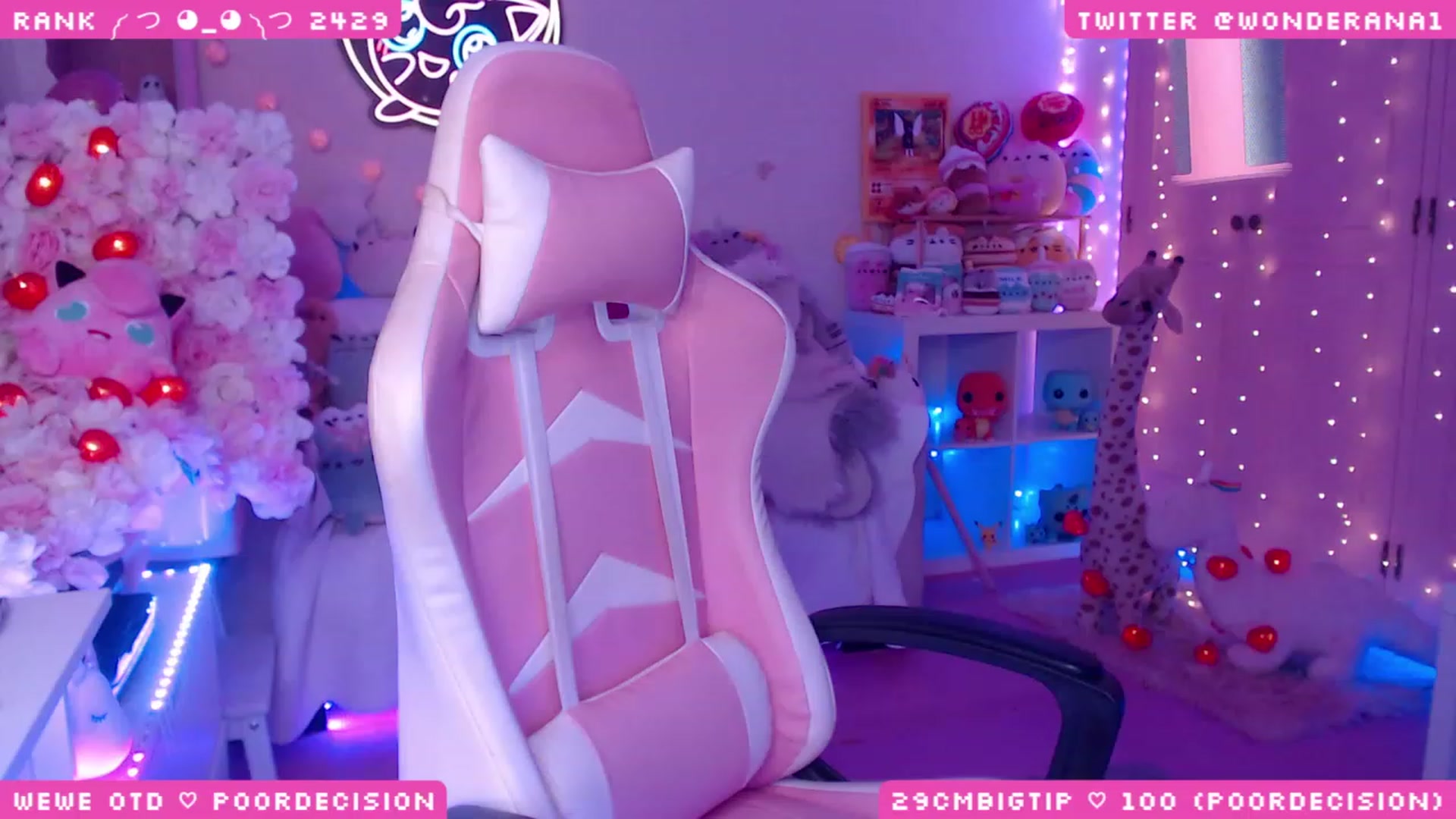 Gallery image thumbnail from WonderAna's myfreecams stream on, 06/01/2023, 23:20 image 1 of 20