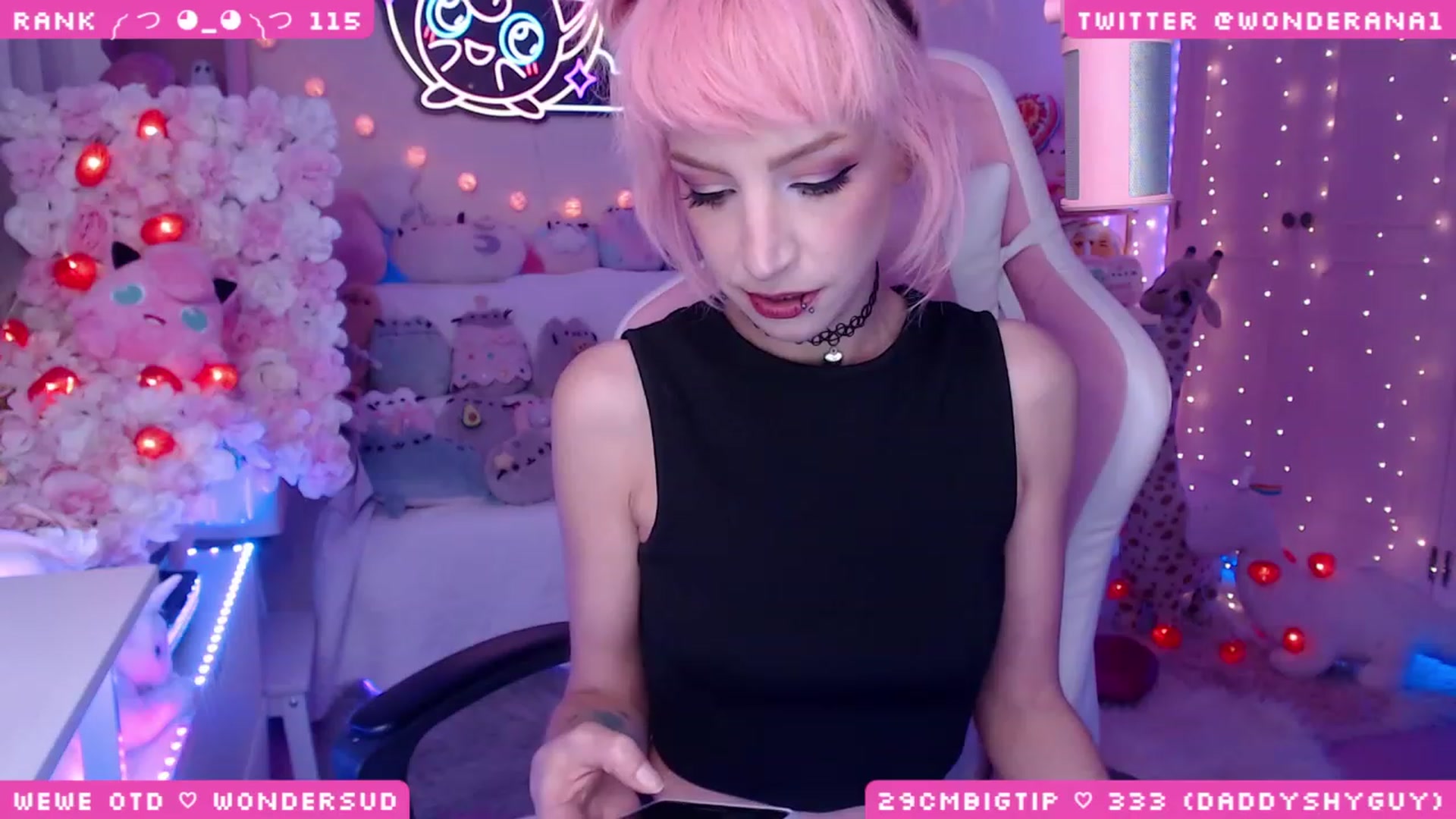 Gallery image thumbnail from WonderAna's myfreecams stream on, 06/03/2023, 23:33 image 11 of 20