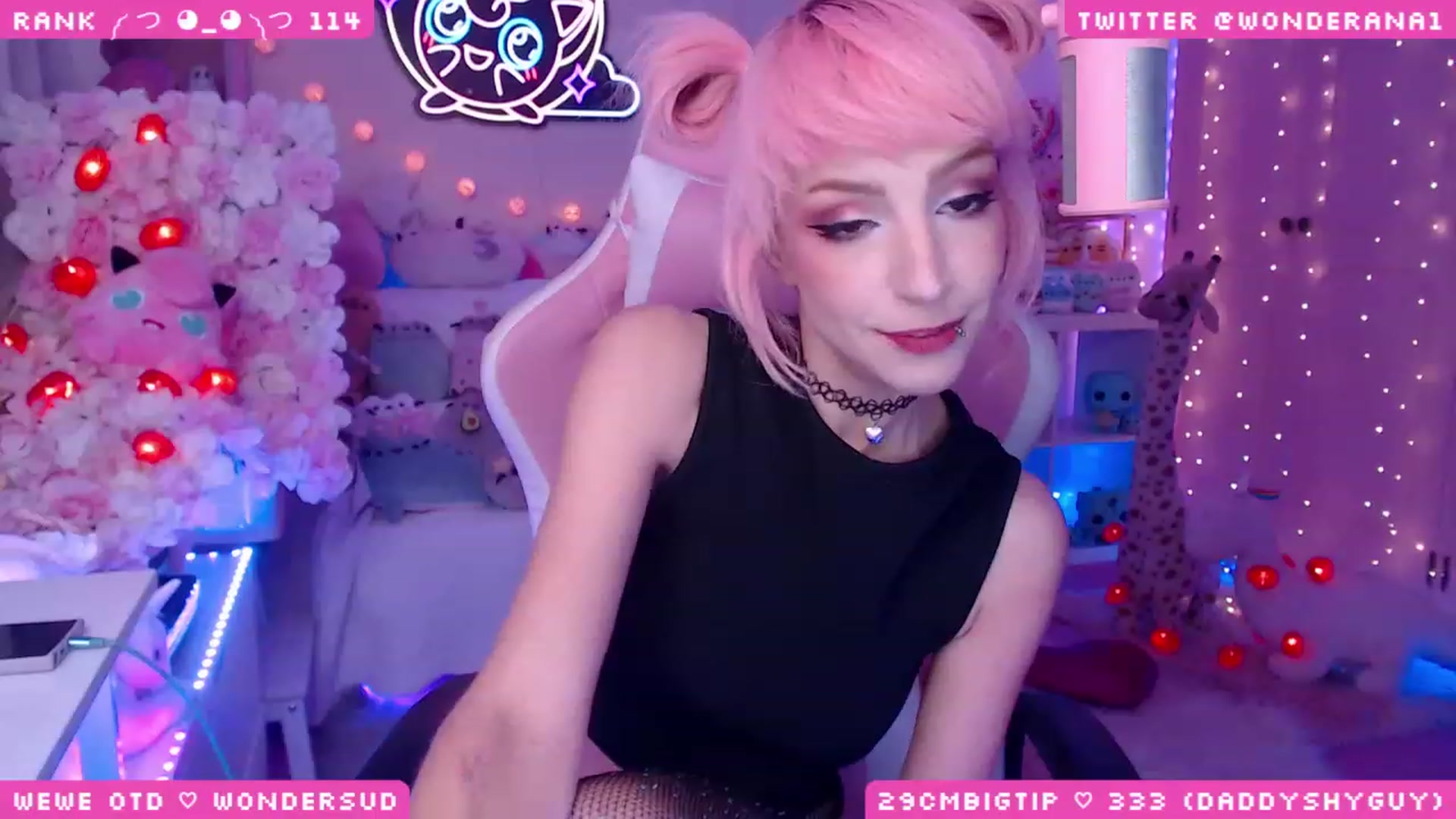 Gallery image thumbnail from WonderAna's myfreecams stream on, 06/03/2023, 23:33 image 14 of 20