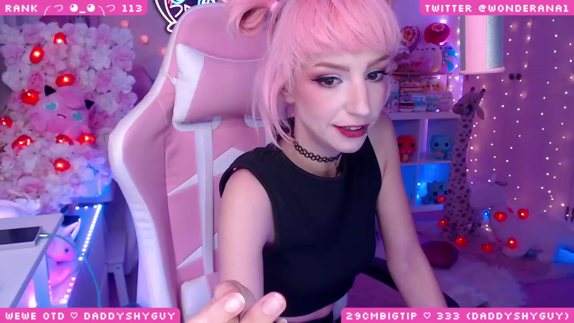 Gallery image thumbnail from WonderAna's myfreecams stream on, 06/03/2023, 23:33 image 17 of 20