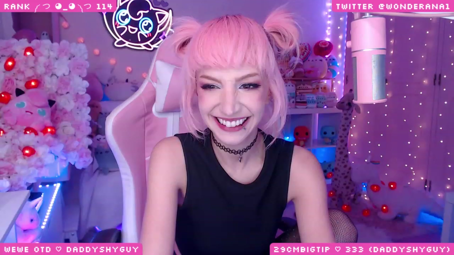Gallery image thumbnail from WonderAna's myfreecams stream on, 06/04/2023, 03:26 image 8 of 20