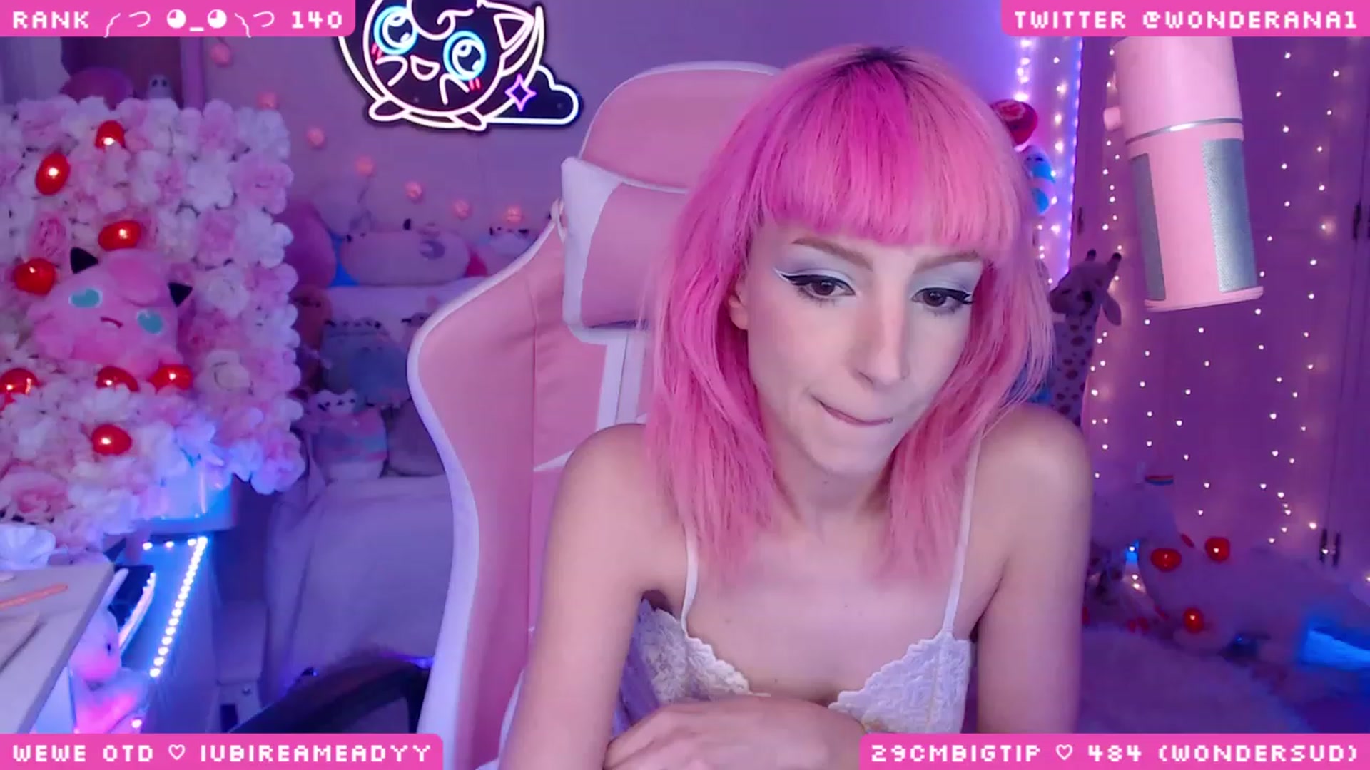 Gallery image thumbnail from WonderAna's myfreecams stream on, 06/05/2023, 02:06 image 20 of 20