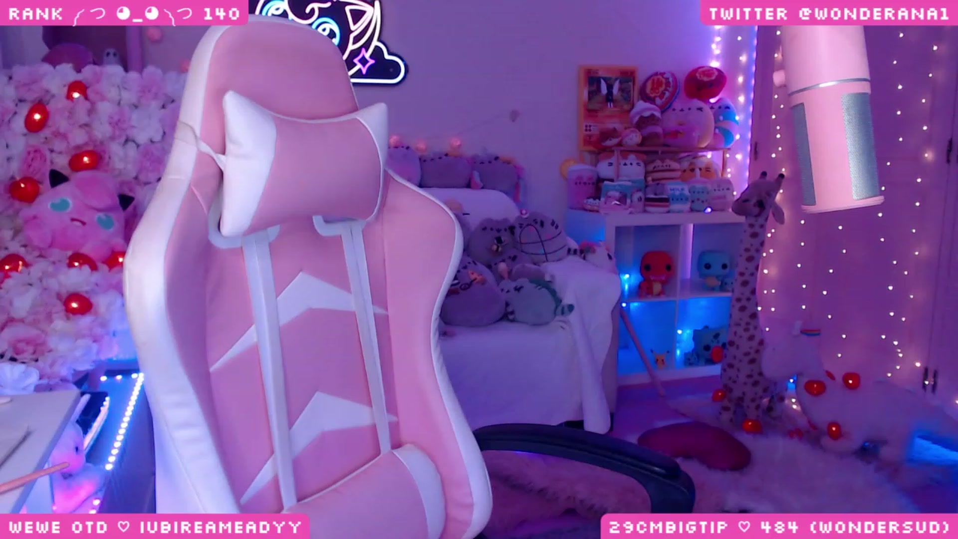 Gallery image thumbnail from WonderAna's myfreecams stream on, 06/05/2023, 03:01 image 8 of 20