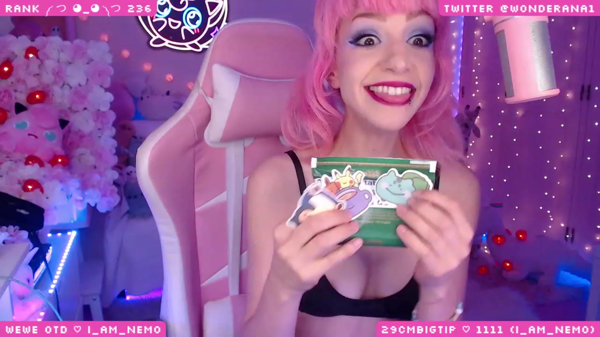 Gallery image thumbnail from WonderAna's myfreecams stream on, 06/08/2023, 24:00 image 16 of 20