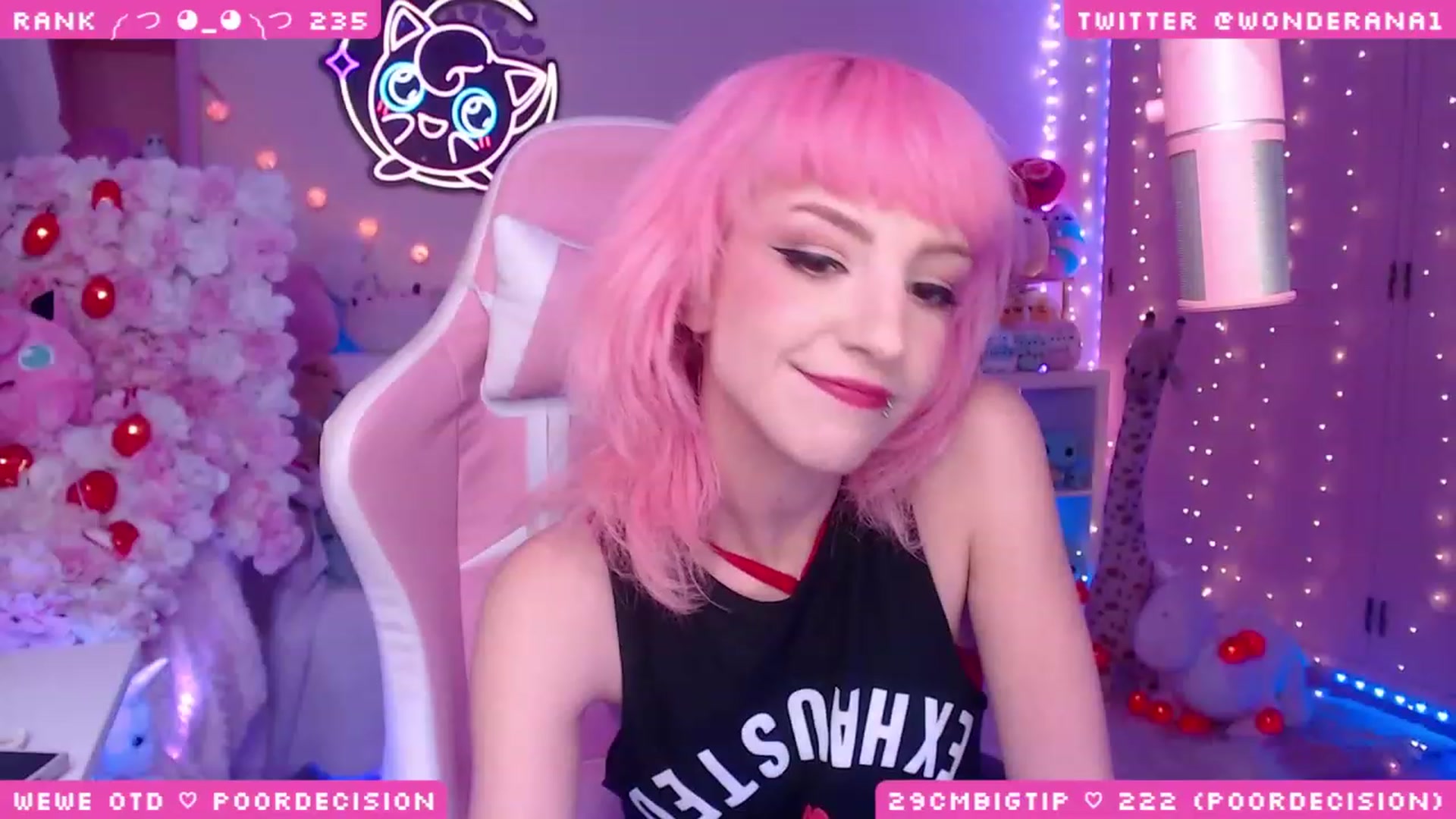 Gallery image thumbnail from WonderAna's myfreecams stream on, 06/08/2023, 22:25 image 10 of 20