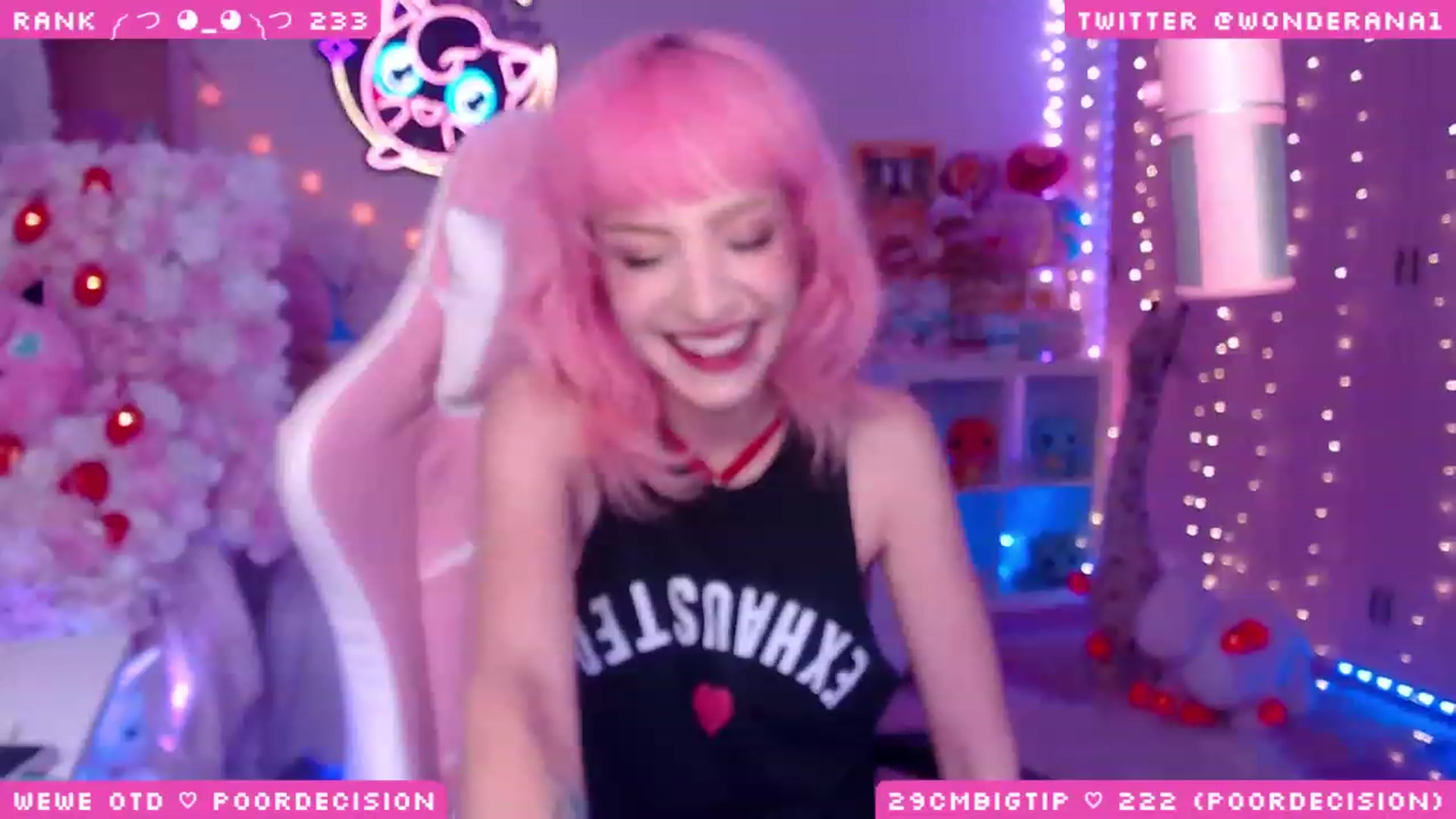 Gallery image thumbnail from WonderAna's myfreecams stream on, 06/08/2023, 22:25 image 12 of 20