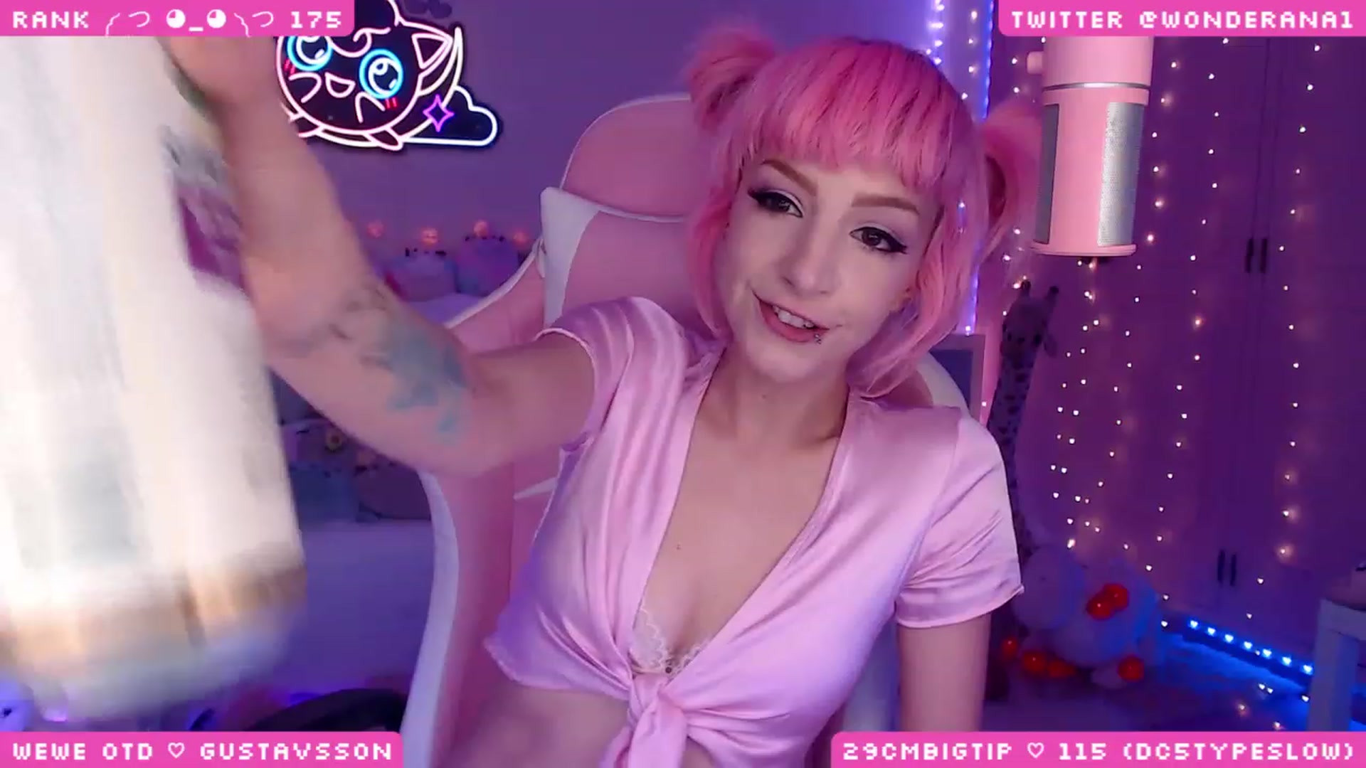 Gallery image thumbnail from WonderAna's myfreecams stream on, 06/09/2023, 23:42 image 19 of 20