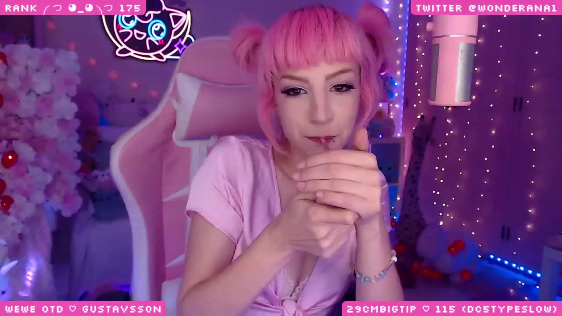 Gallery image thumbnail from WonderAna's myfreecams stream on, 06/09/2023, 23:42 image 17 of 20