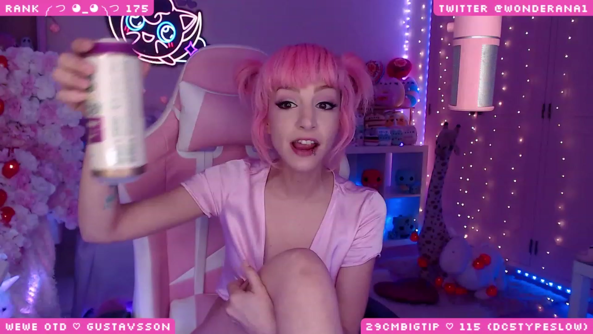 Gallery image thumbnail from WonderAna's myfreecams stream on, 06/09/2023, 23:42 image 18 of 20